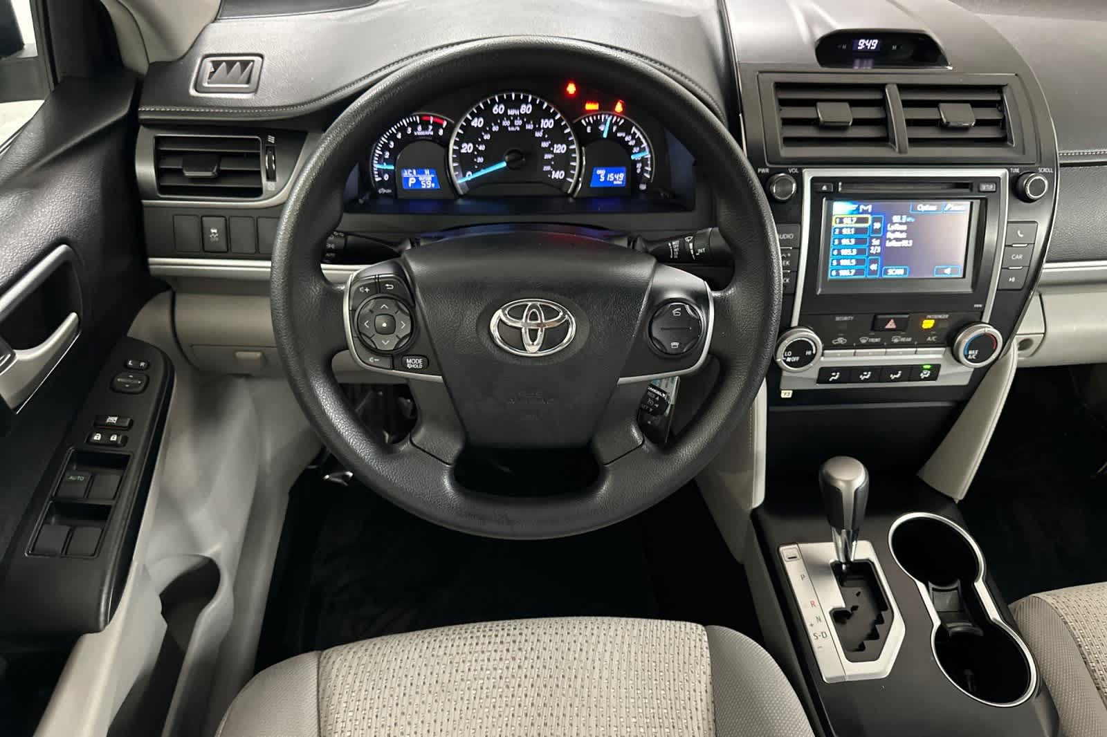 Thumbnail: 2013 Toyota Camry - 14