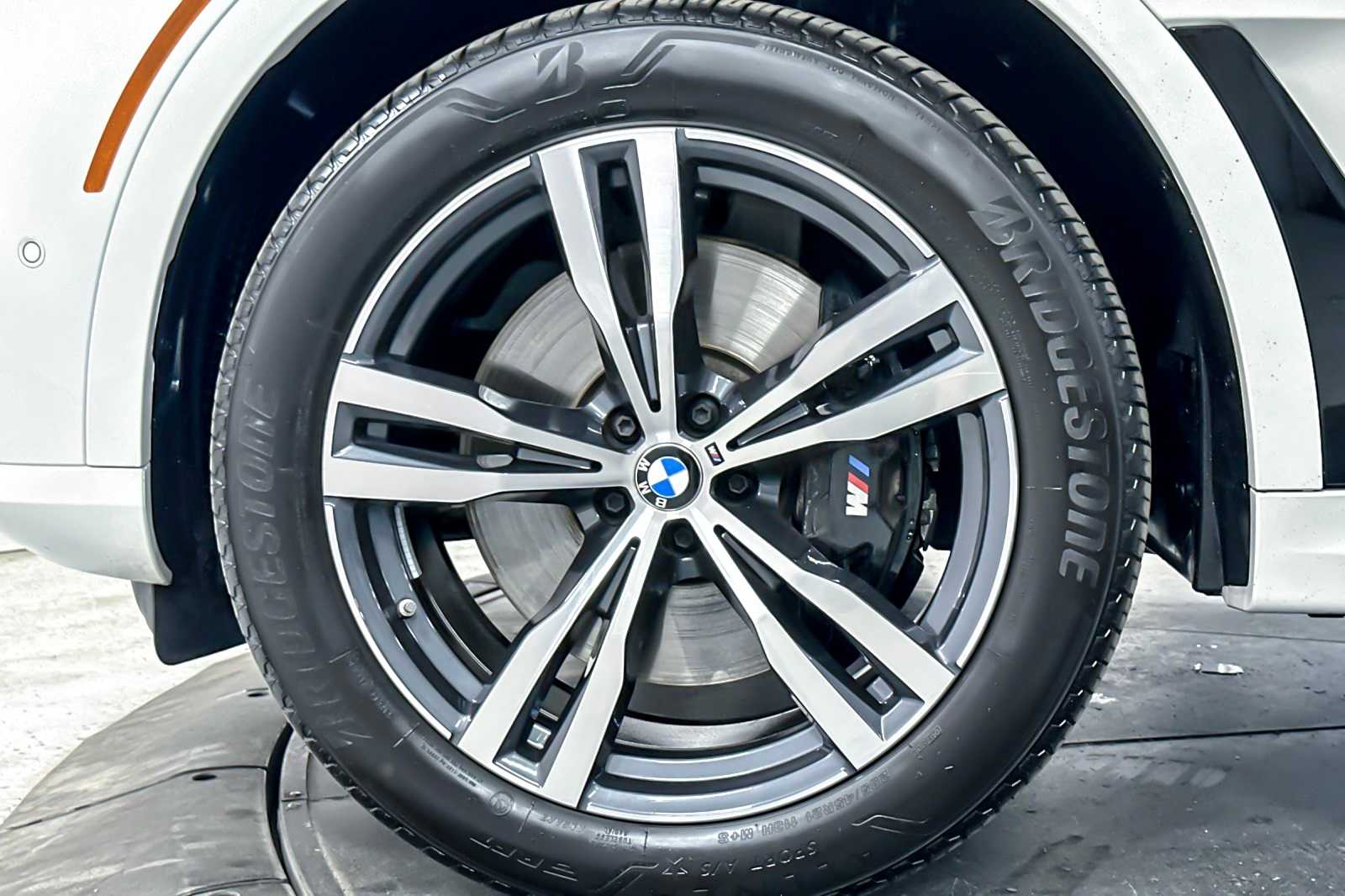 Thumbnail: 2026 BMW X7 - 27