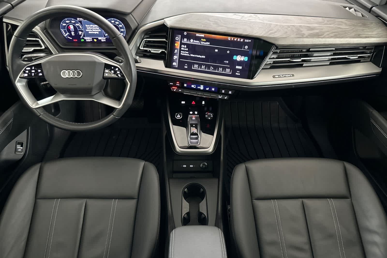 Thumbnail: 2024 Audi Q4 e-tron - 3