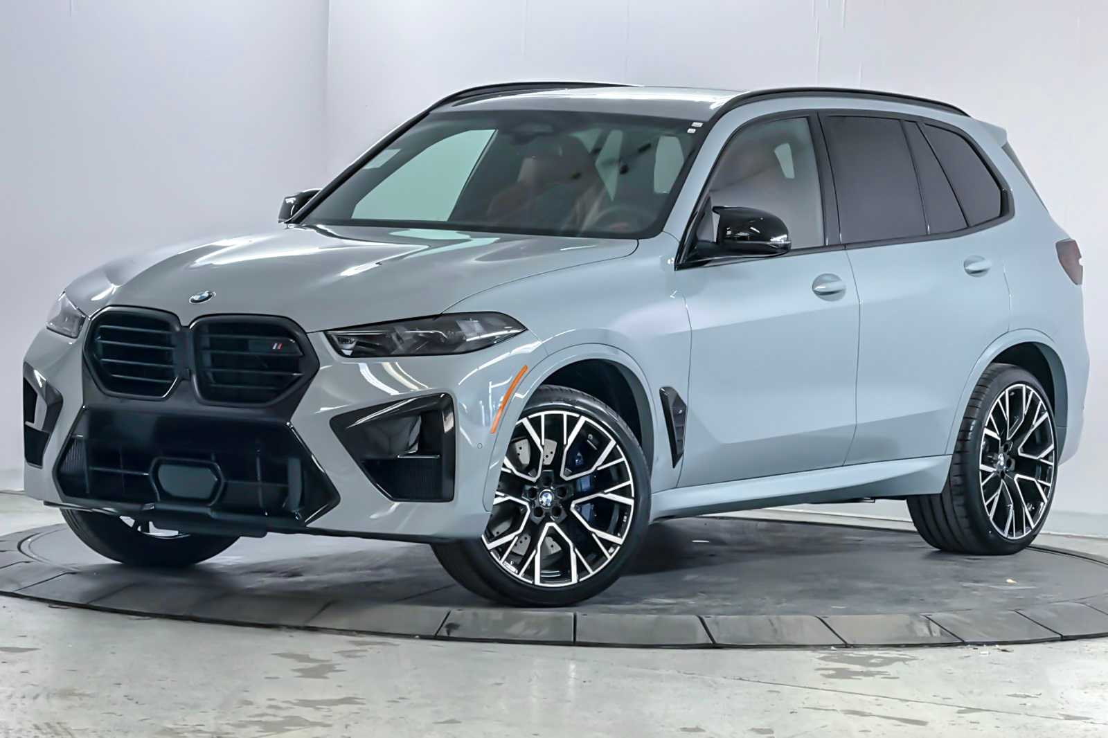 Thumbnail: 2026 BMW X5 - 1