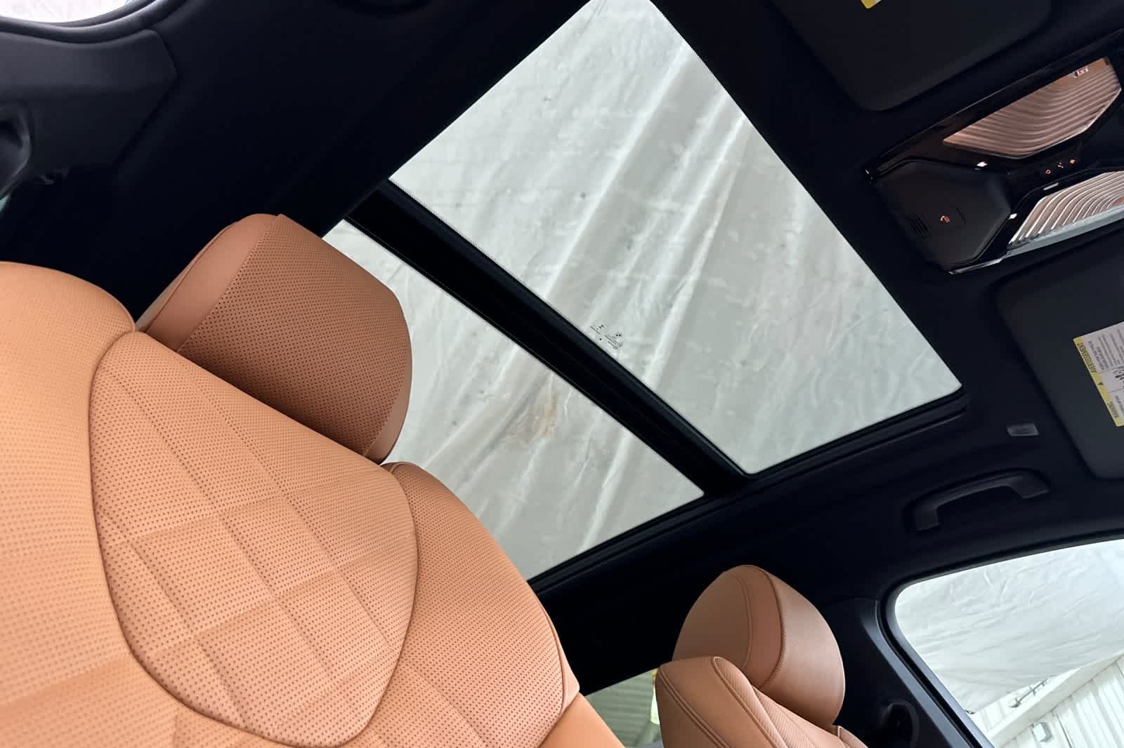 Thumbnail: 2026 BMW X5 - 17