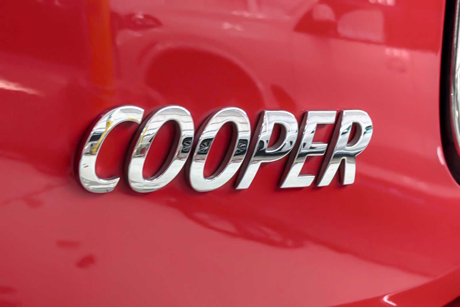 Thumbnail: 2020 MINI Cooper Hardtop - 27