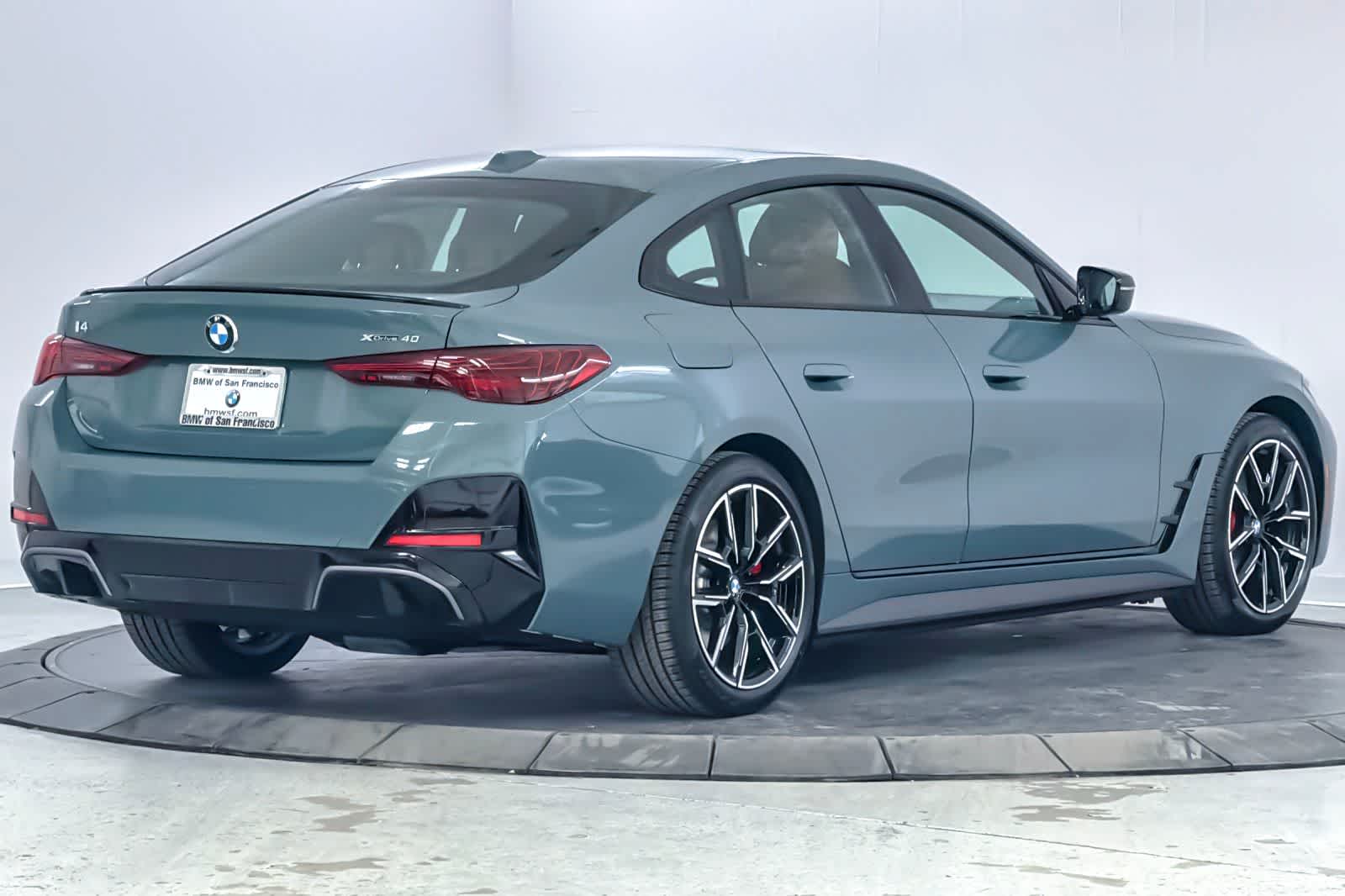 Thumbnail: 2026 BMW i4 - 2