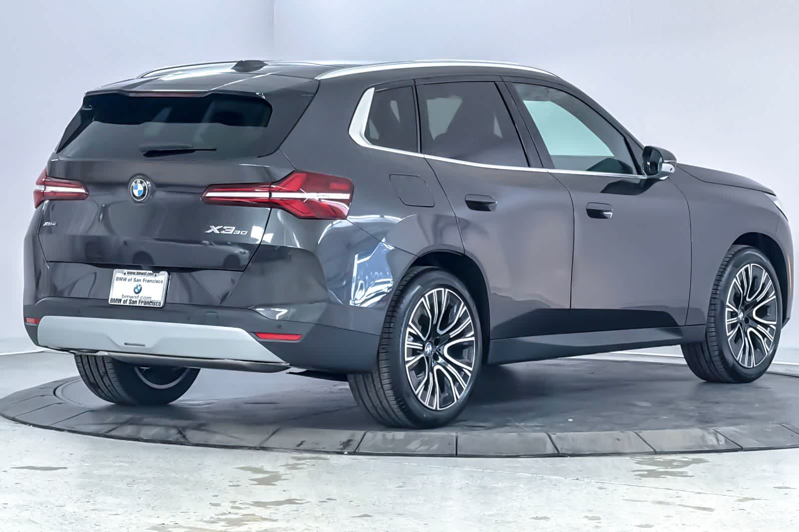 Thumbnail: 2026 BMW X3 - 2