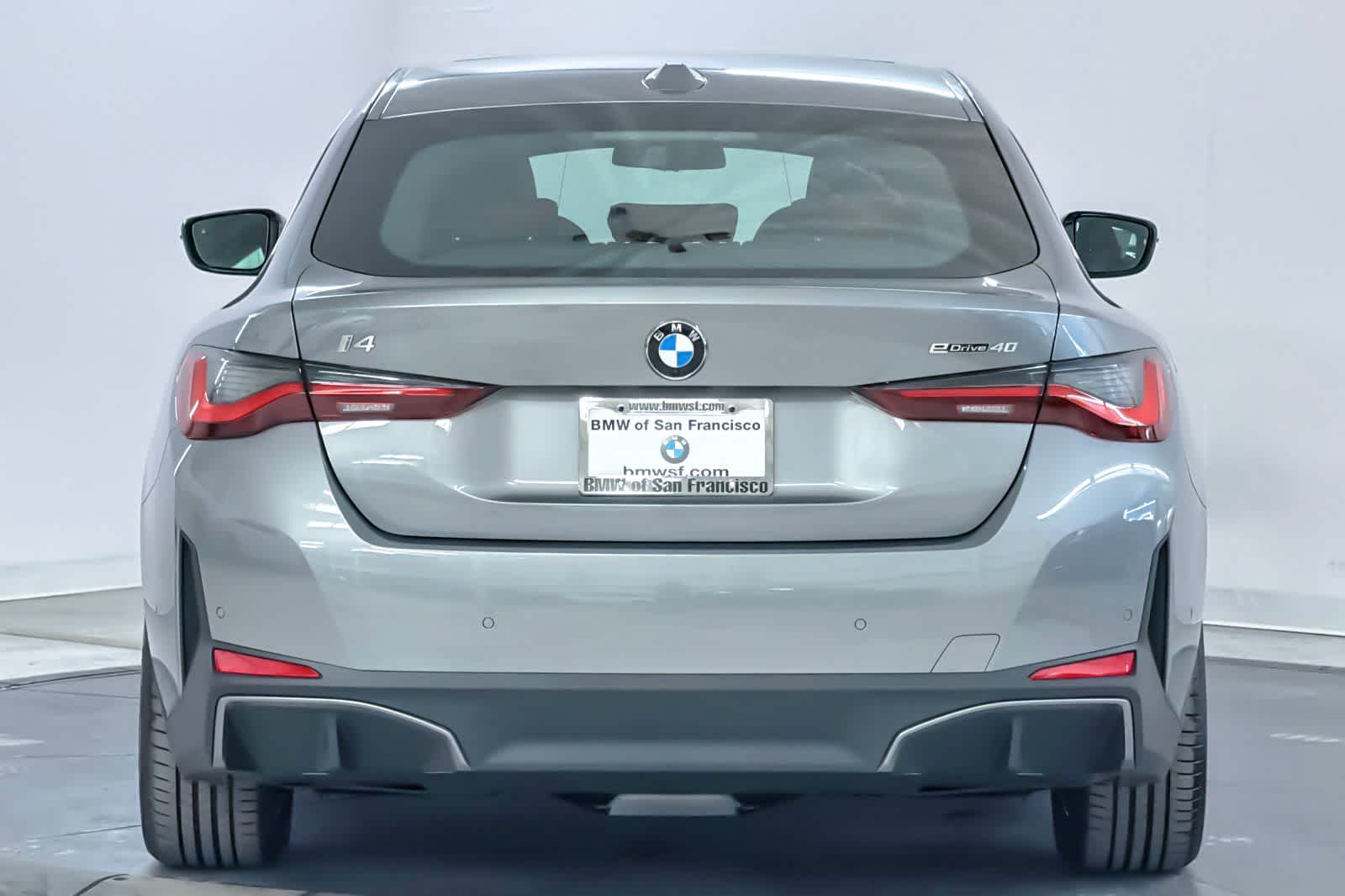 Thumbnail: 2026 BMW i4 - 7