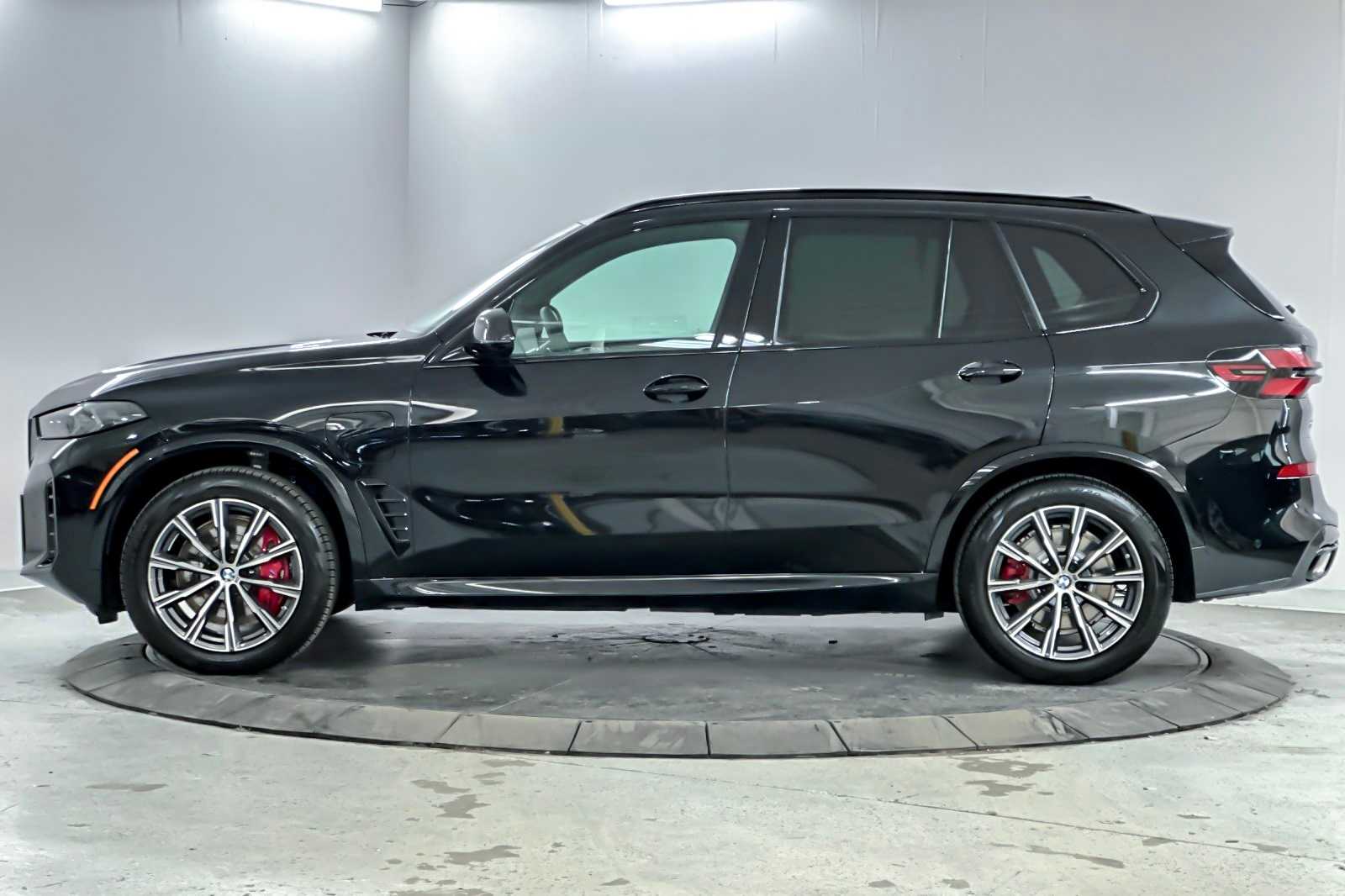 Thumbnail: 2026 BMW X5 - 5