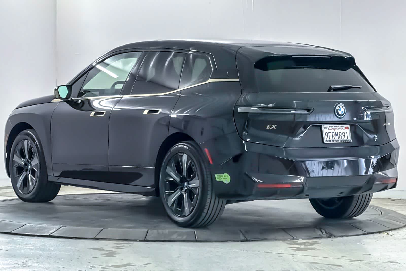 Thumbnail: 2023 BMW iX - 6