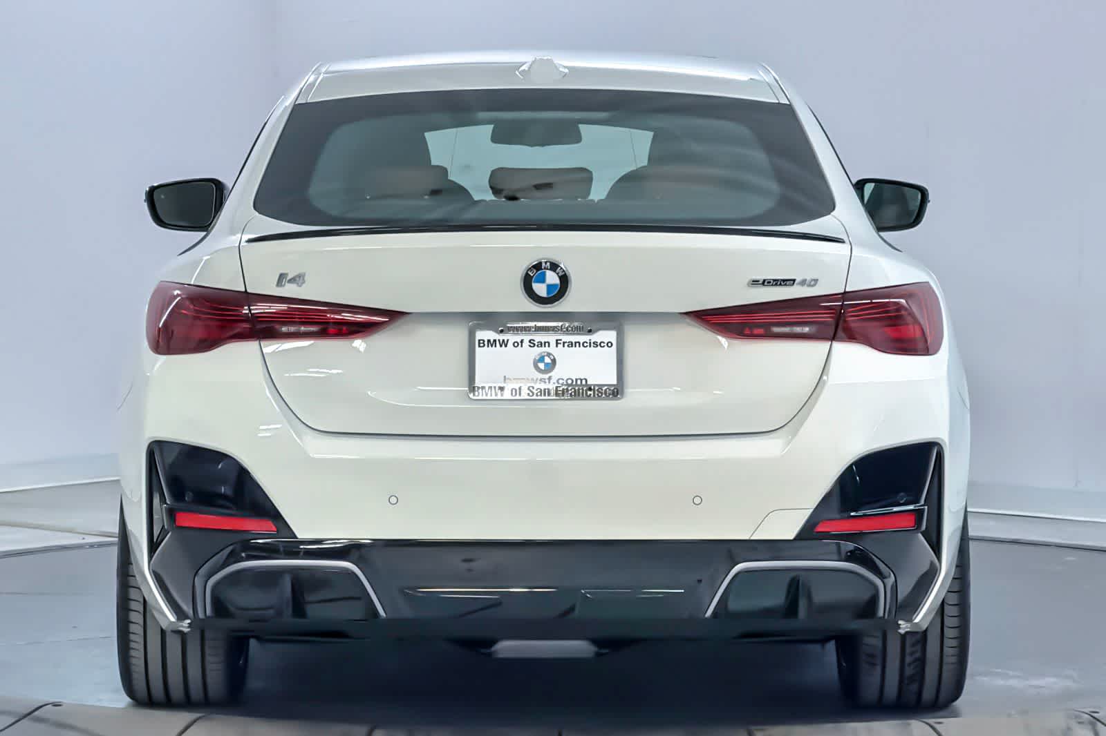 Thumbnail: 2026 BMW i4 - 7
