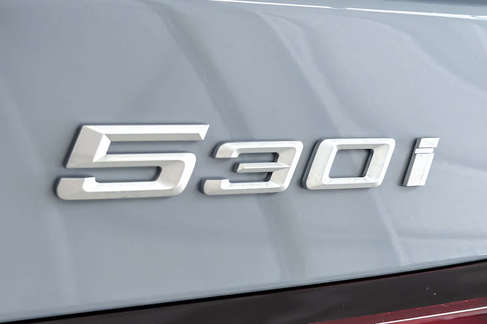 Thumbnail: 2026 BMW 5 Series - 25