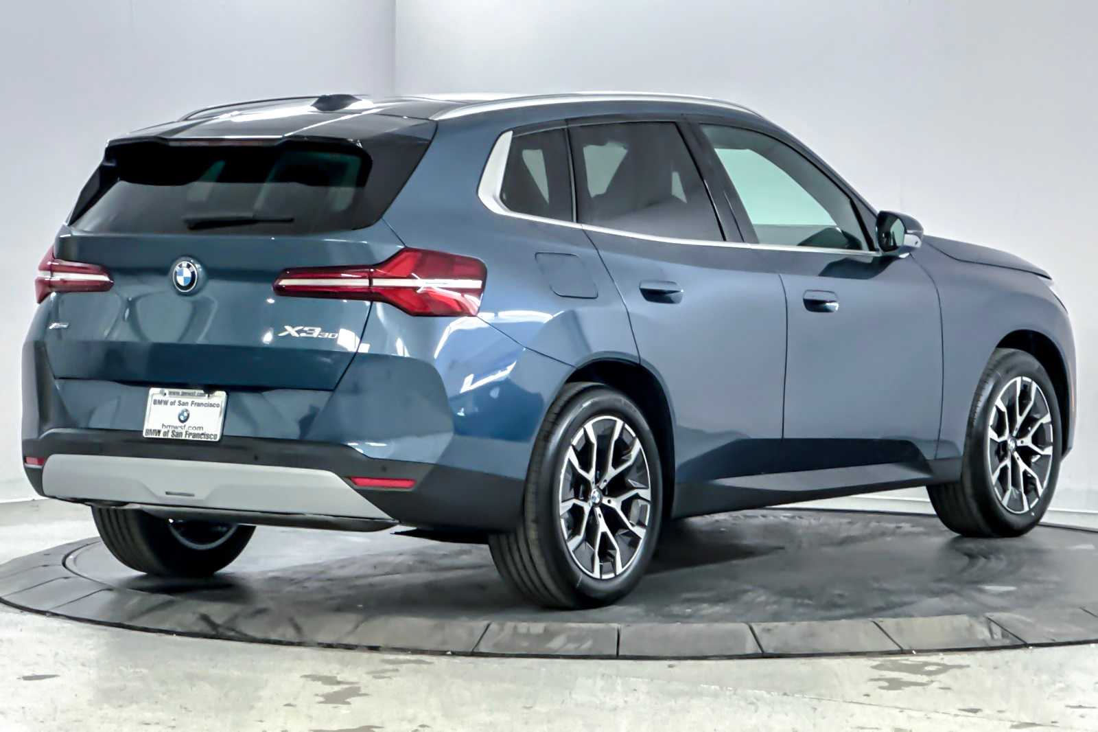 Thumbnail: 2026 BMW X3 - 2