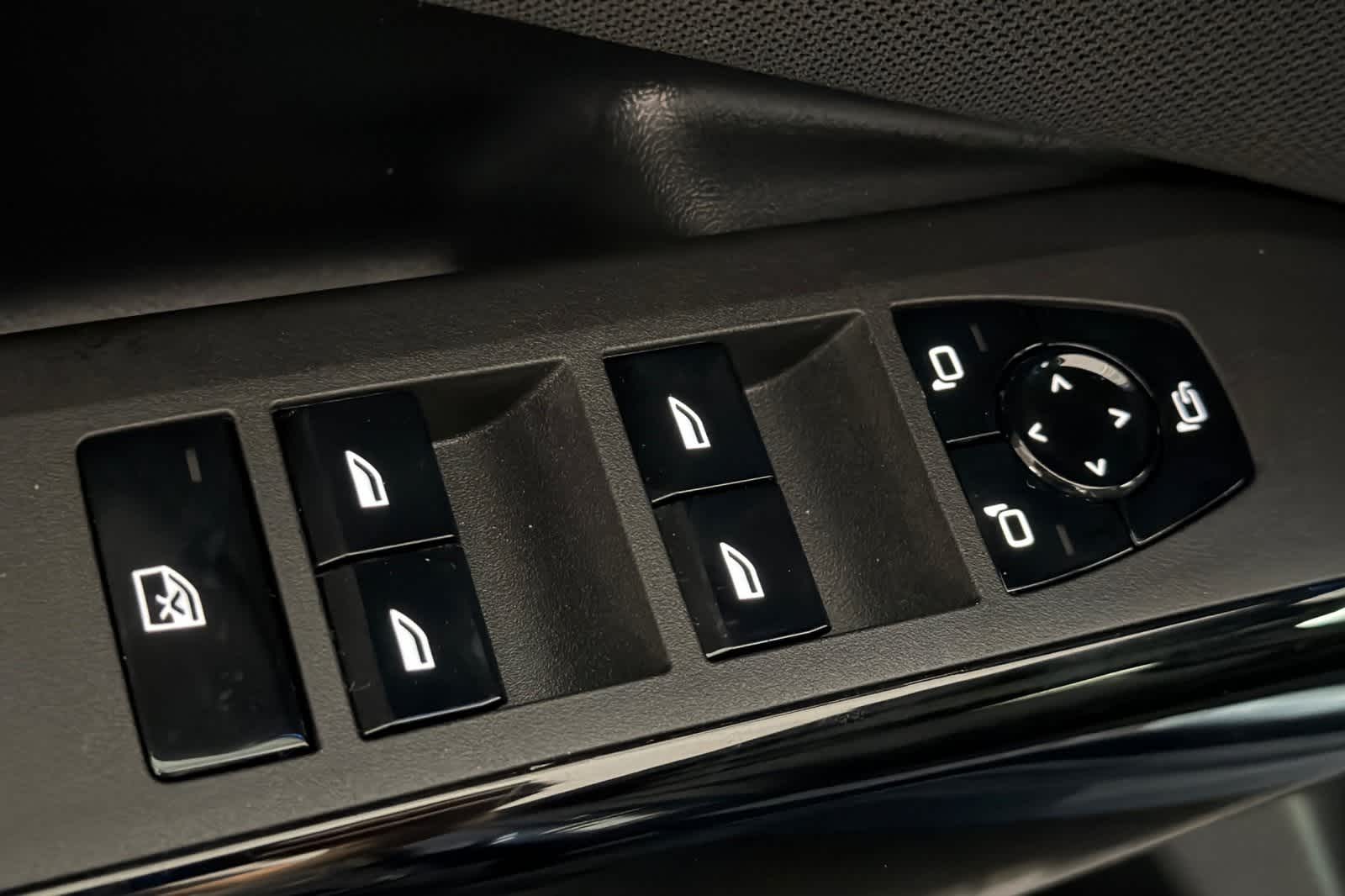 Thumbnail: 2026 BMW X3 - 13