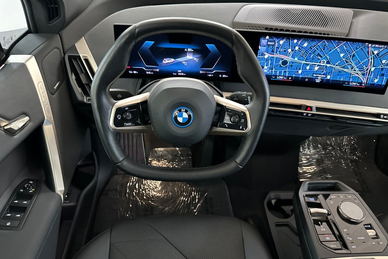 Thumbnail: 2022 BMW iX - 14