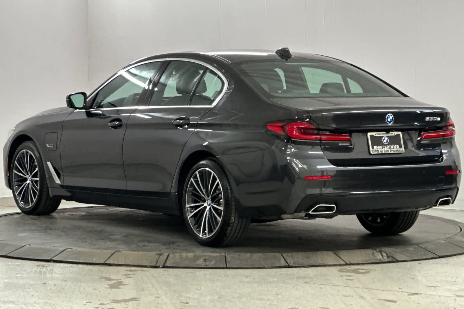 2022 BMW 5 Series 530e 6