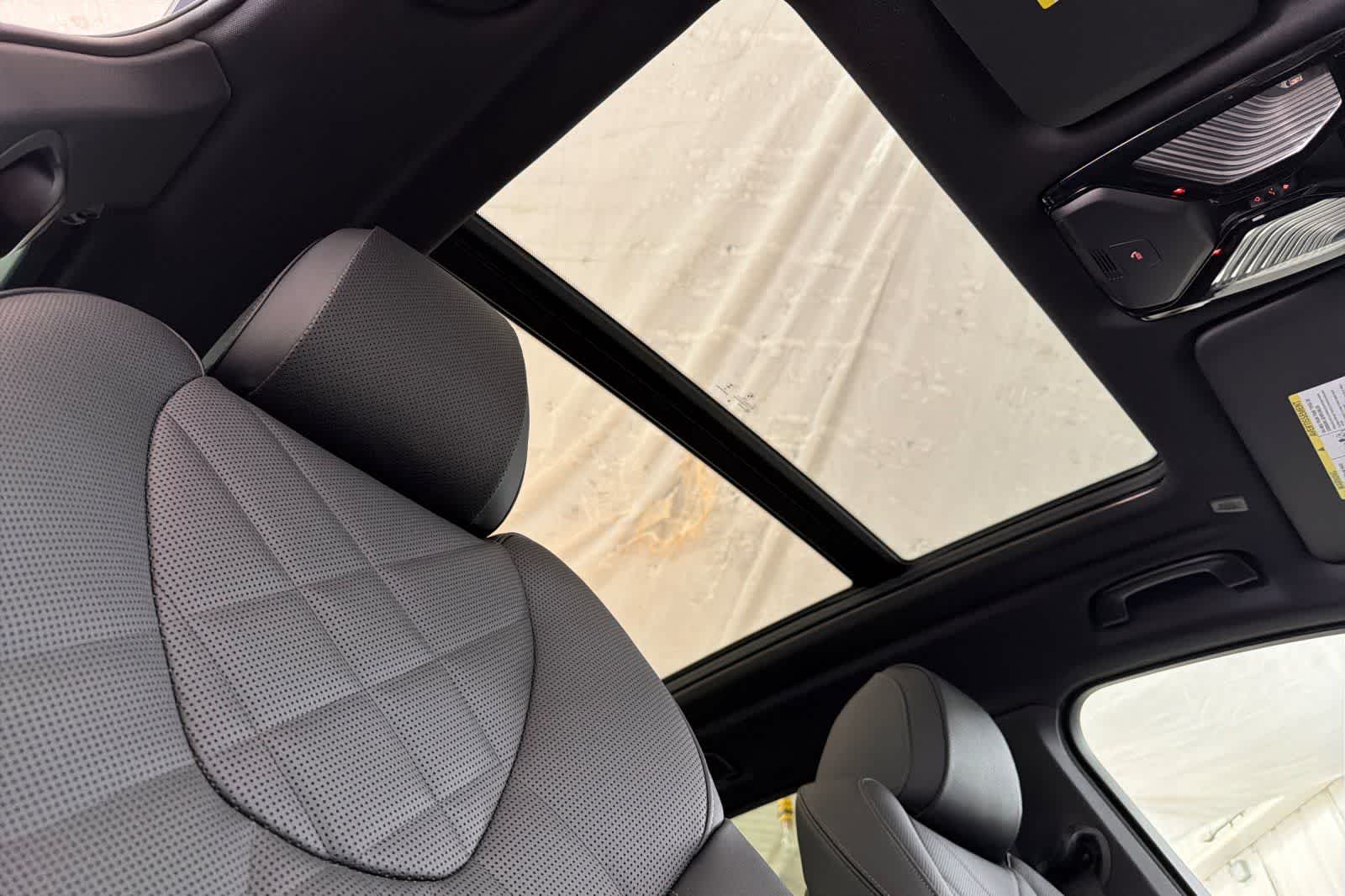 Thumbnail: 2026 BMW X5 - 17