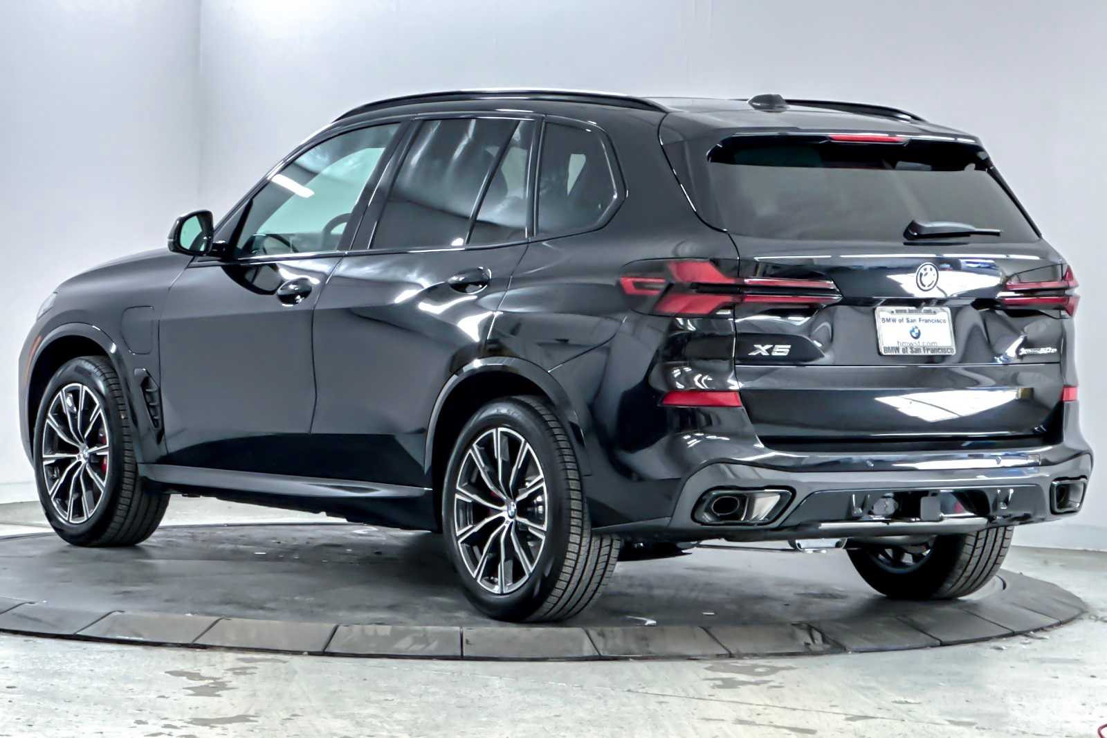 Thumbnail: 2026 BMW X5 - 6