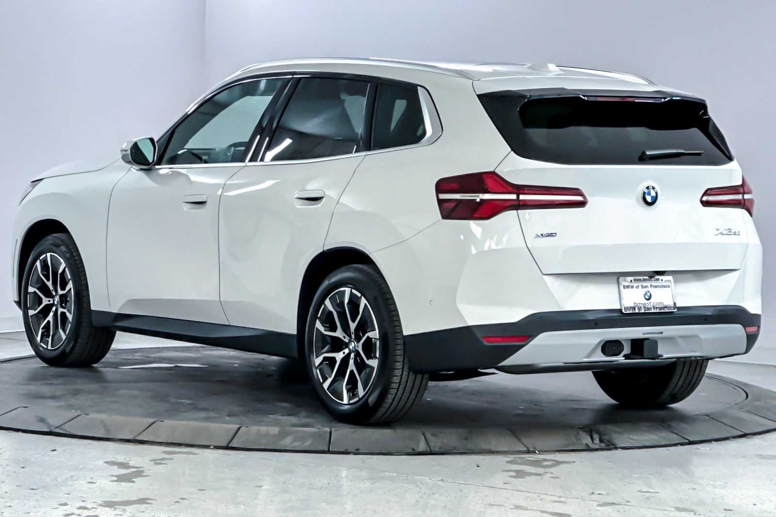 Thumbnail: 2026 BMW X3 - 6