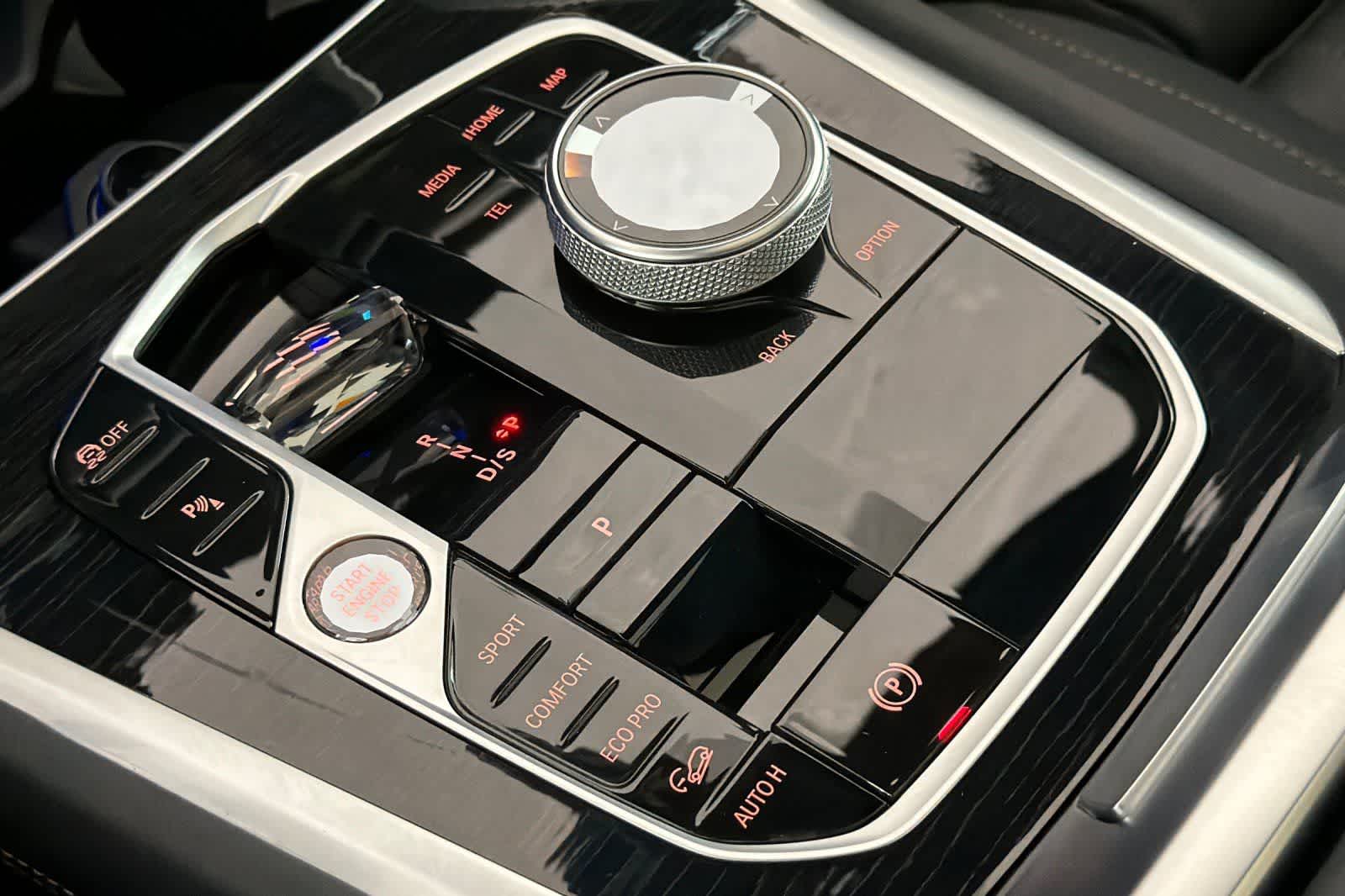 Thumbnail: 2024 BMW X6 - 22
