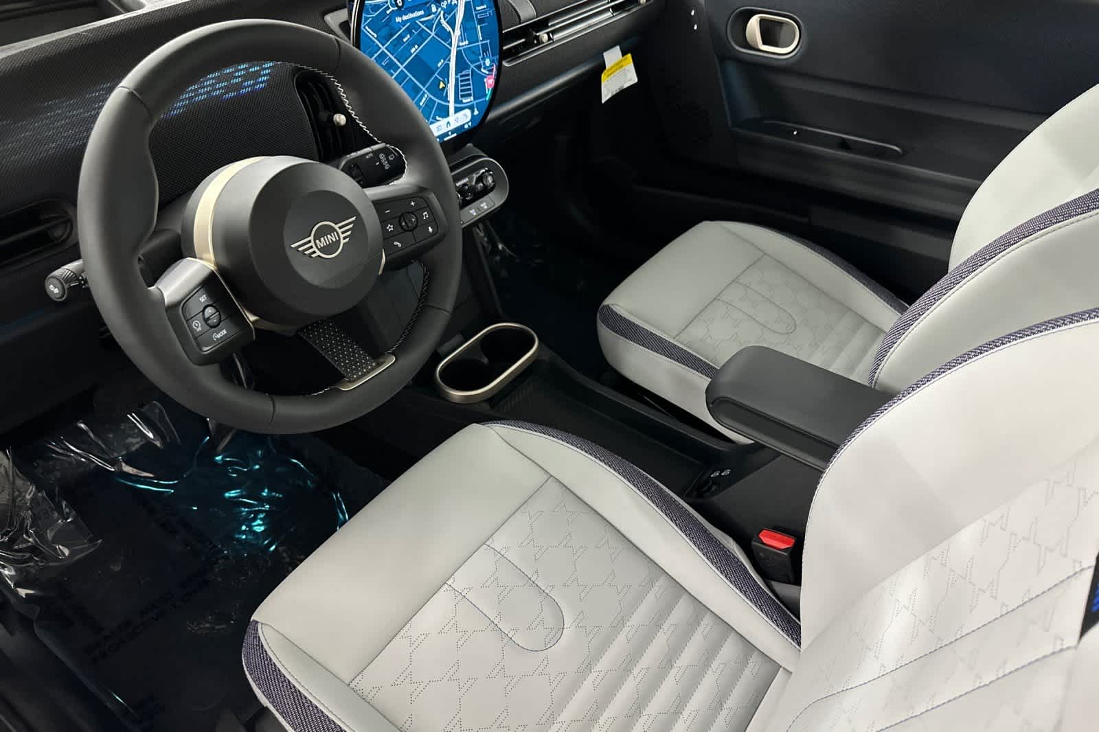 Thumbnail: 2025 MINI Cooper Hardtop - 11