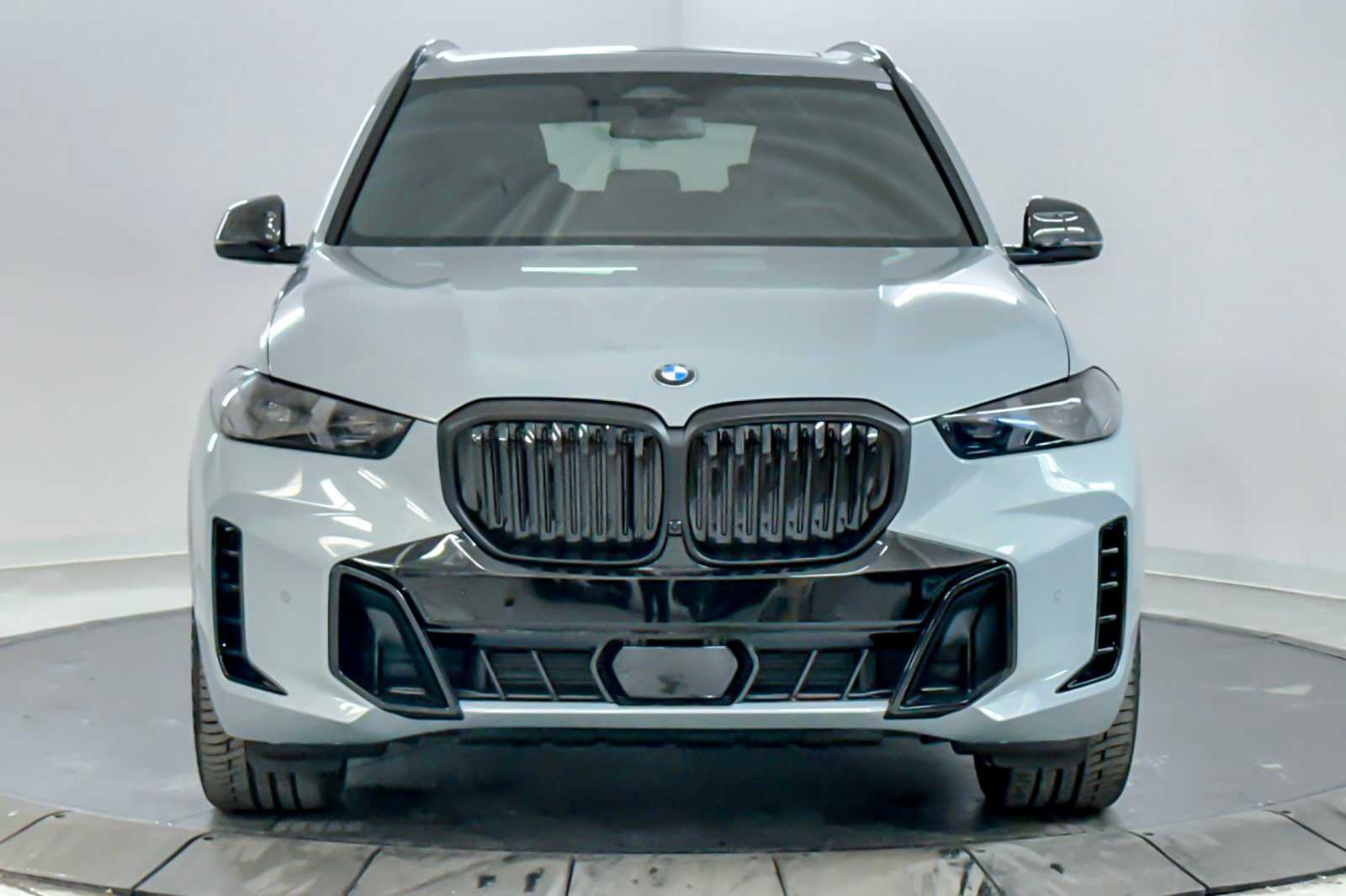 Thumbnail: 2026 BMW X5 - 10