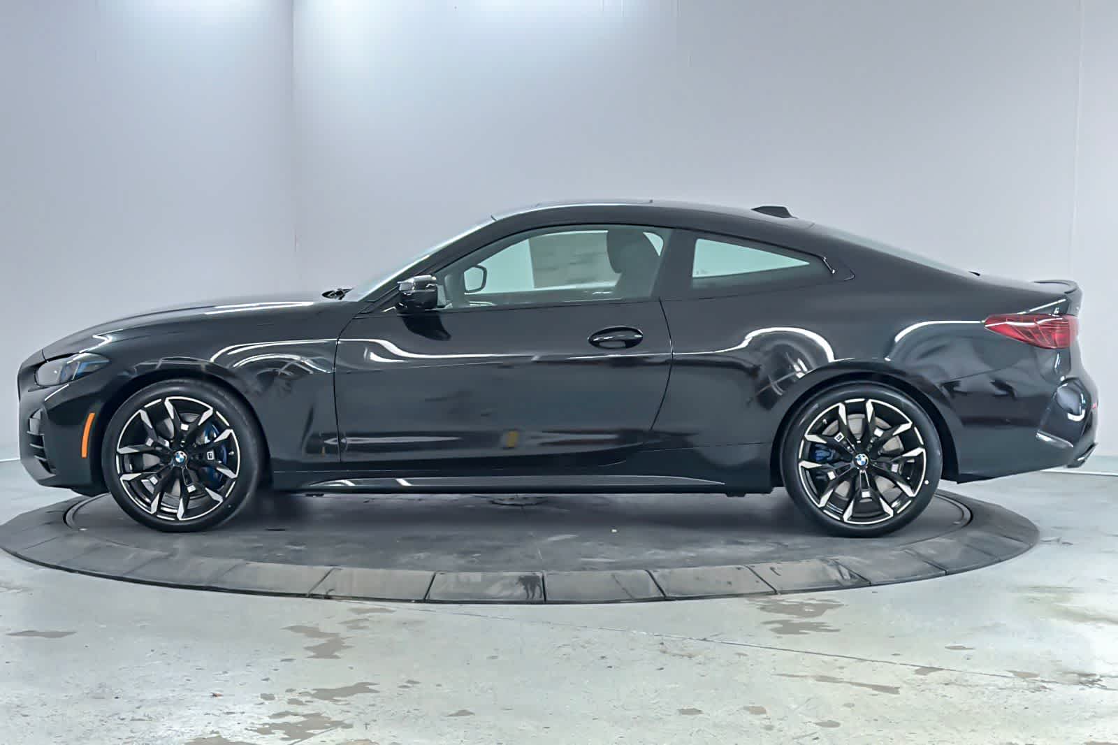 Thumbnail: 2026 BMW 4 Series - 5