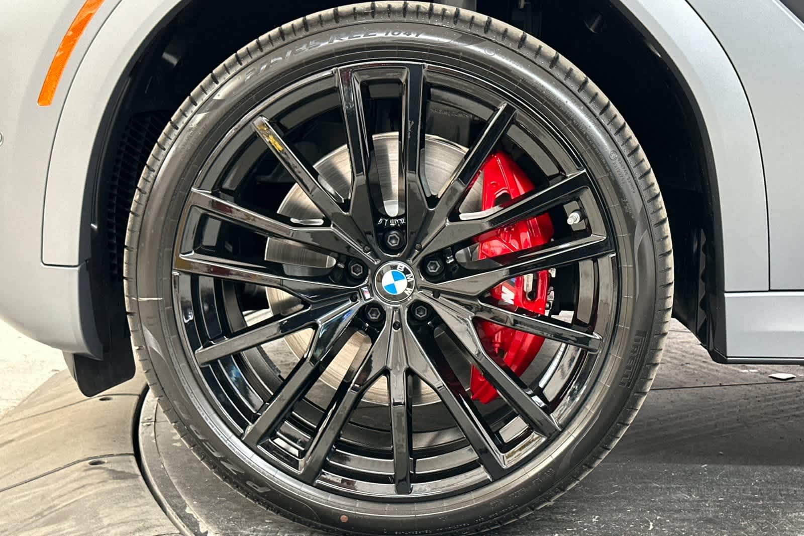 2026 BMW X6 M60i 25