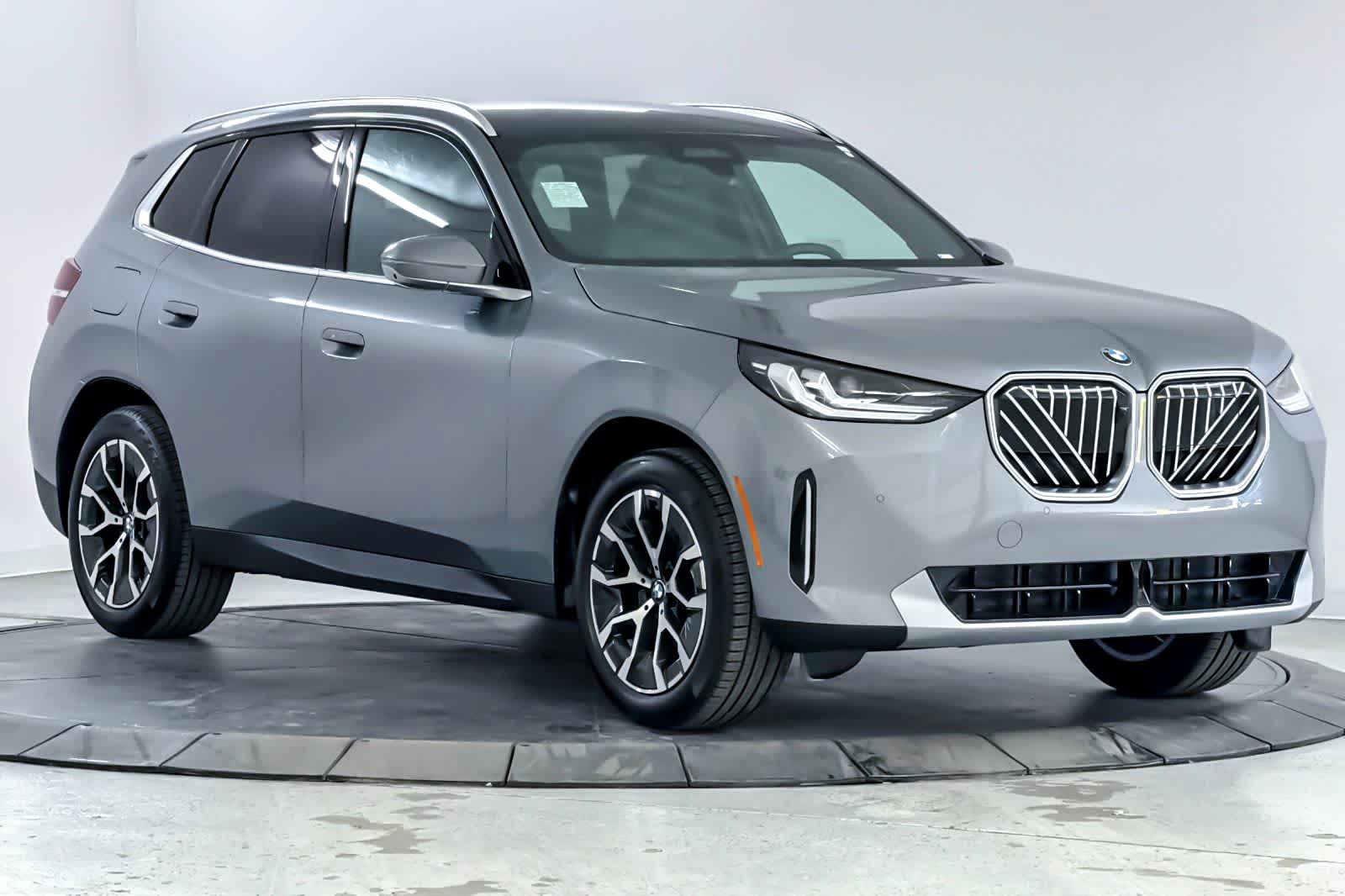 Thumbnail: 2026 BMW X3 - 9