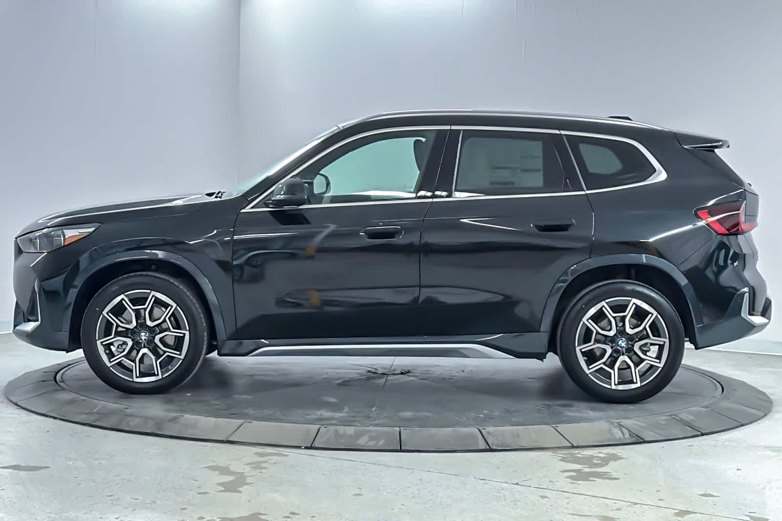 Thumbnail: 2026 BMW X1 - 5