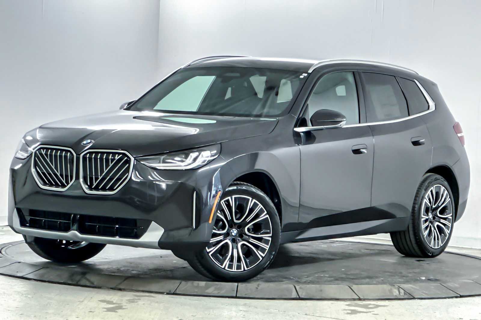 Thumbnail: 2026 BMW X3 - 1