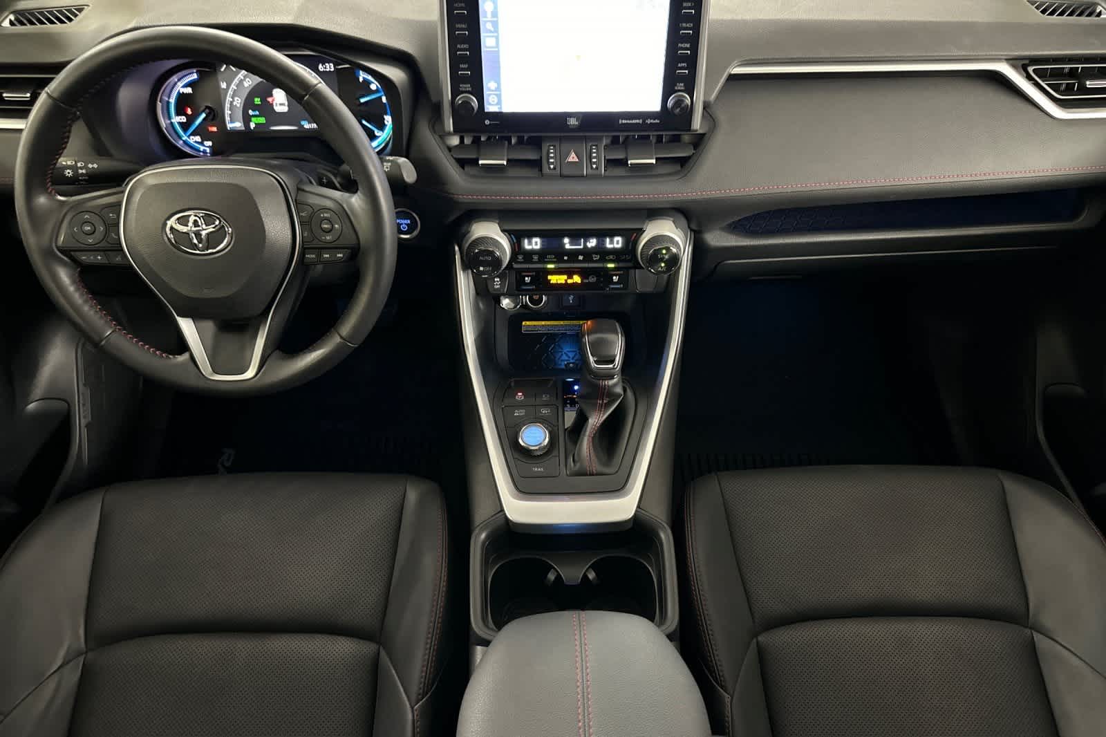 Thumbnail: 2021 Toyota RAV4 - 3