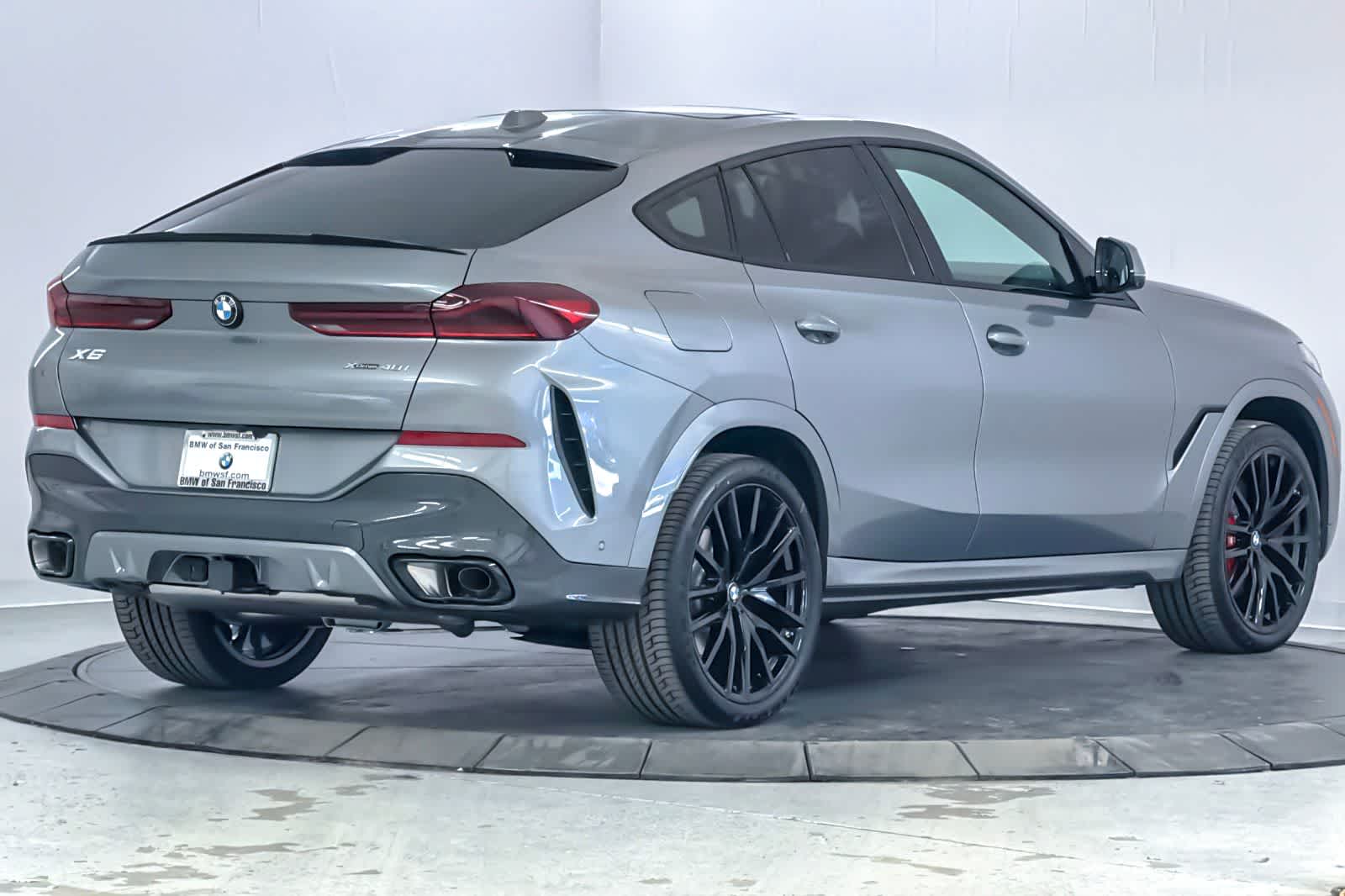 Thumbnail: 2027 BMW X6 - 2