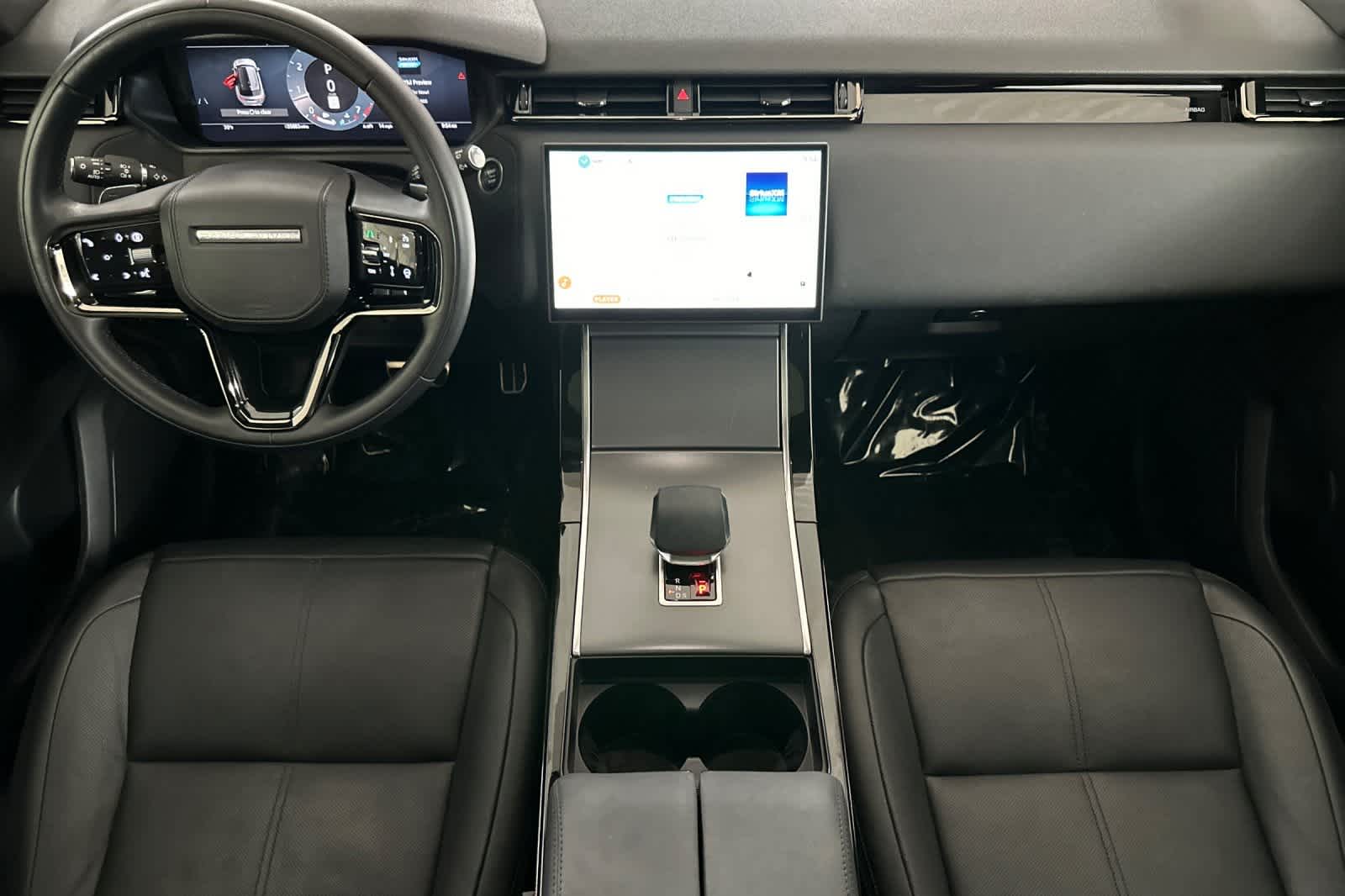 Thumbnail: 2025 Land Rover Range Rover Velar - 3