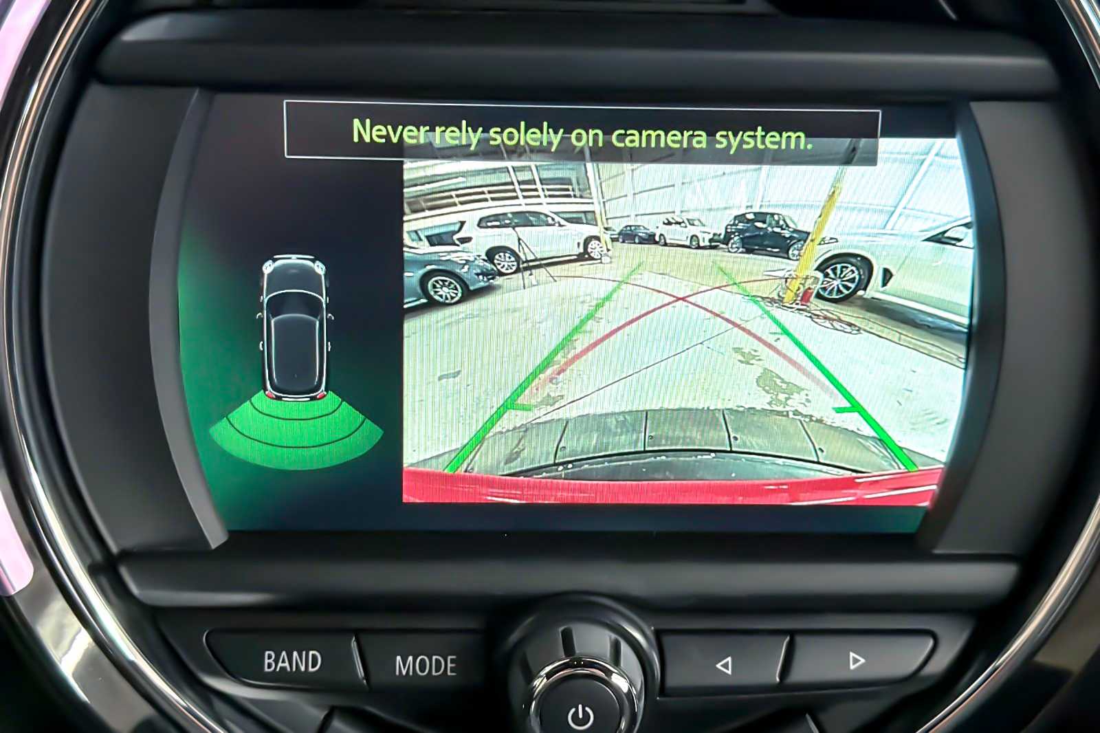 Thumbnail: 2020 MINI Cooper Hardtop - 19