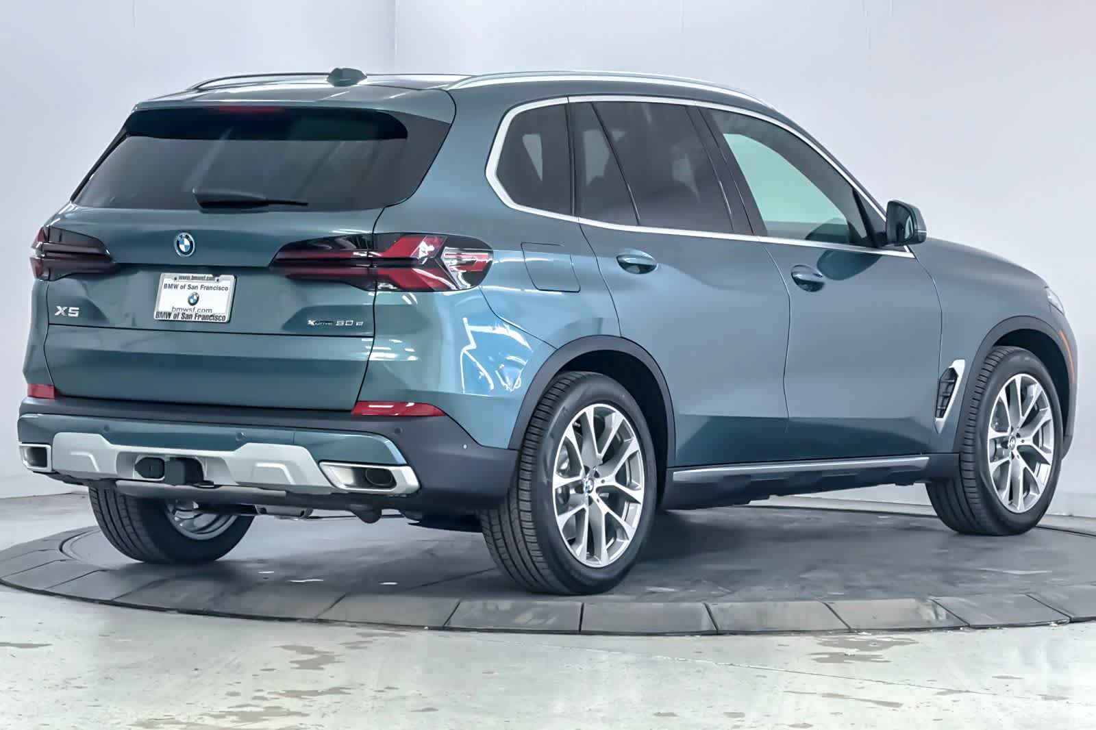 Thumbnail: 2026 BMW X5 - 2