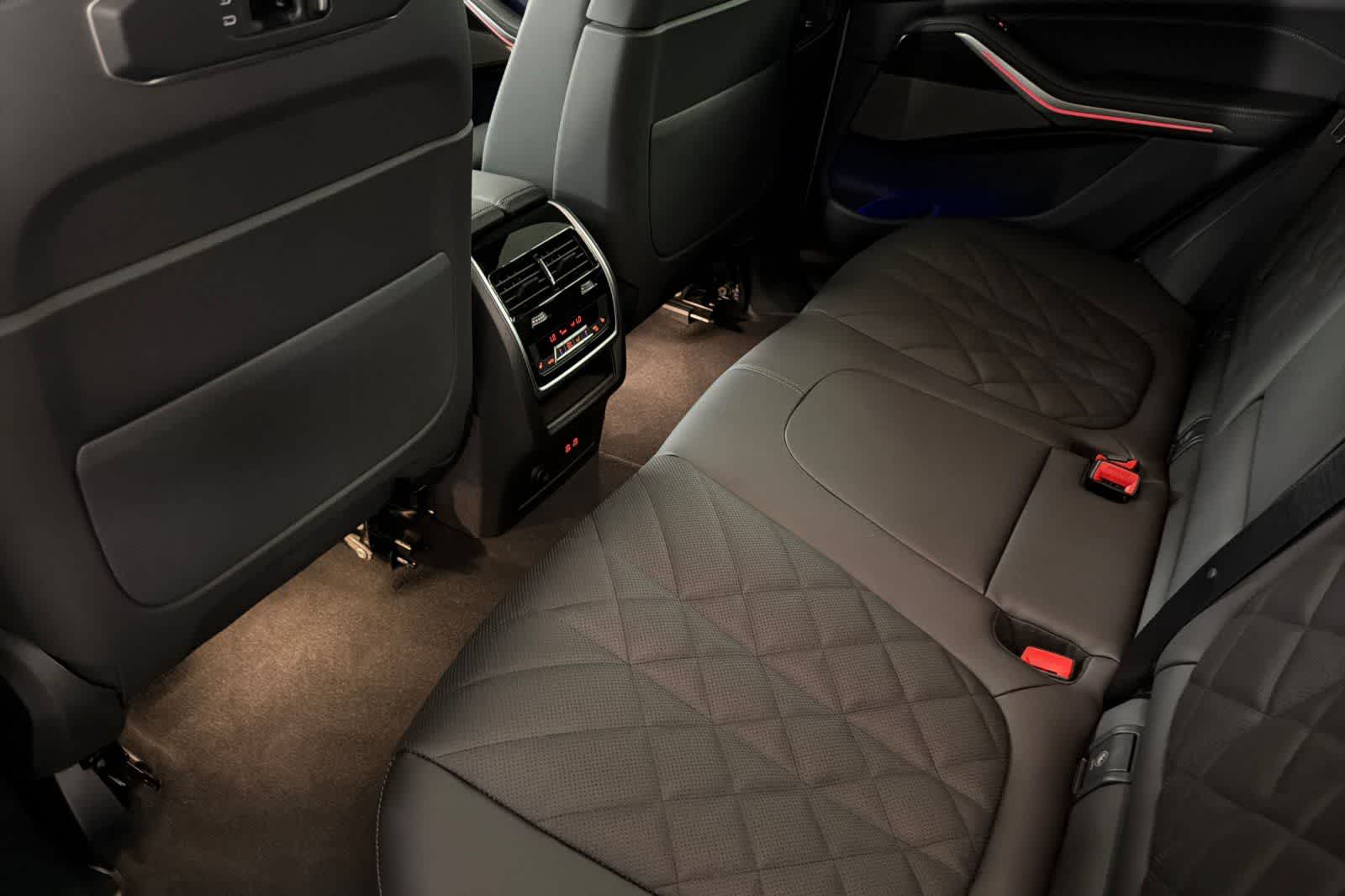 Thumbnail: 2026 BMW X5 - 4