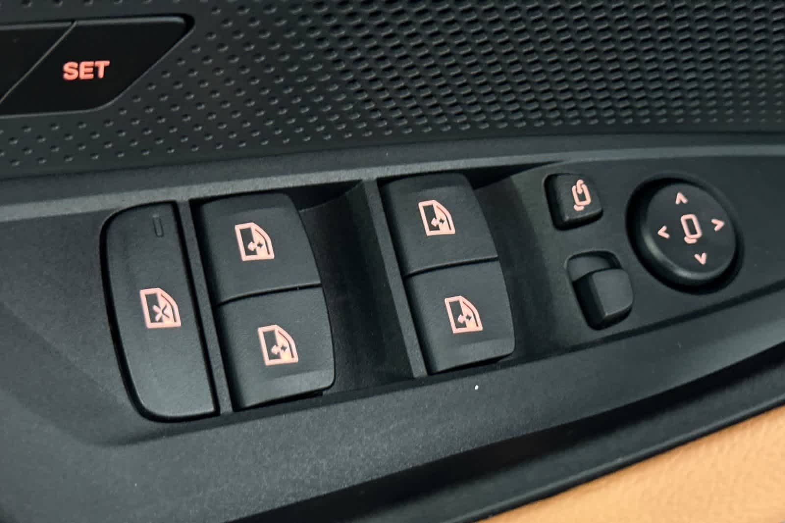 Thumbnail: 2025 BMW i4 - 13