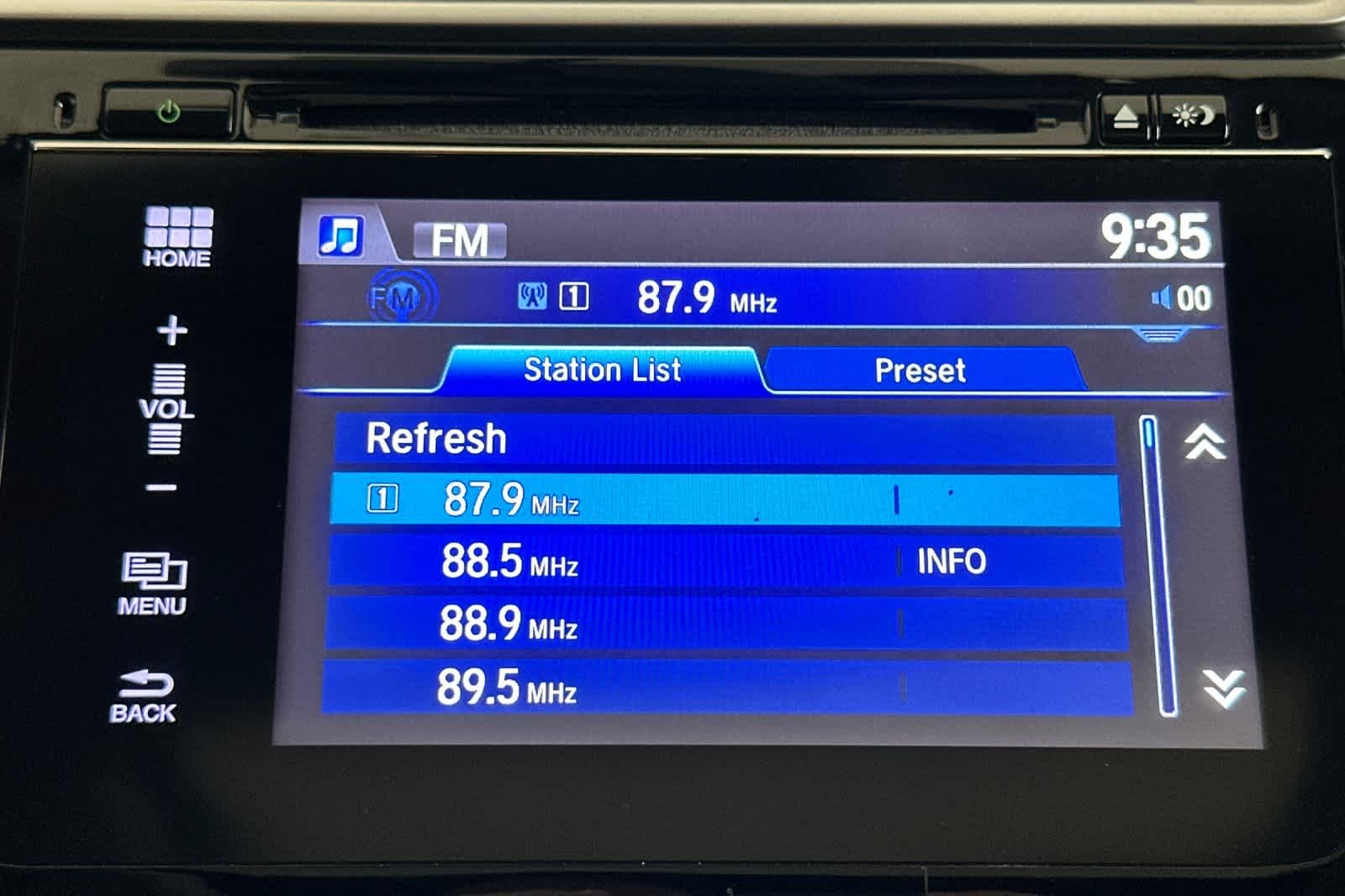 Thumbnail: 2016 Honda Fit - 18