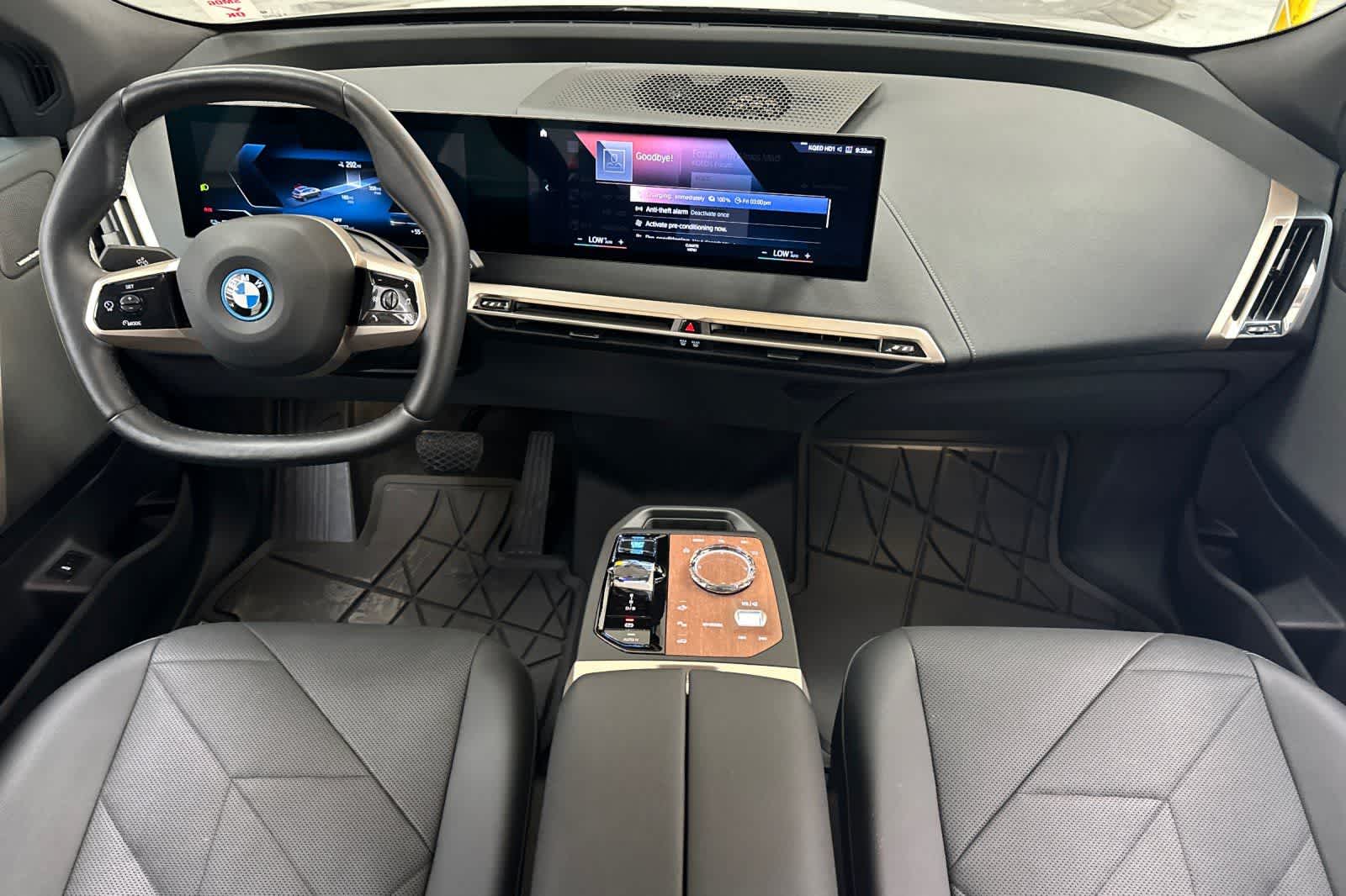 Thumbnail: 2023 BMW iX - 3