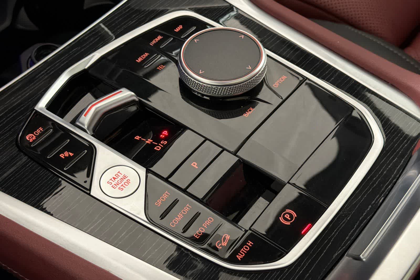 Thumbnail: 2024 BMW X6 - 22