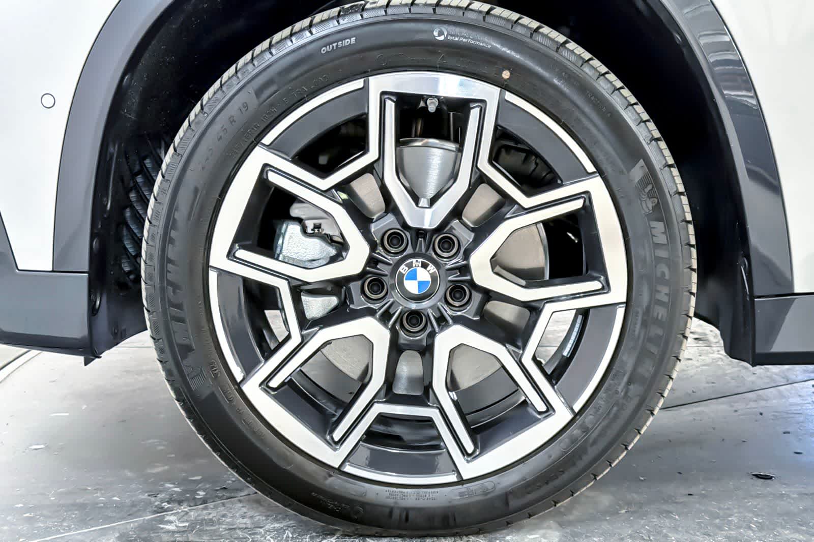 Thumbnail: 2026 BMW X1 - 25