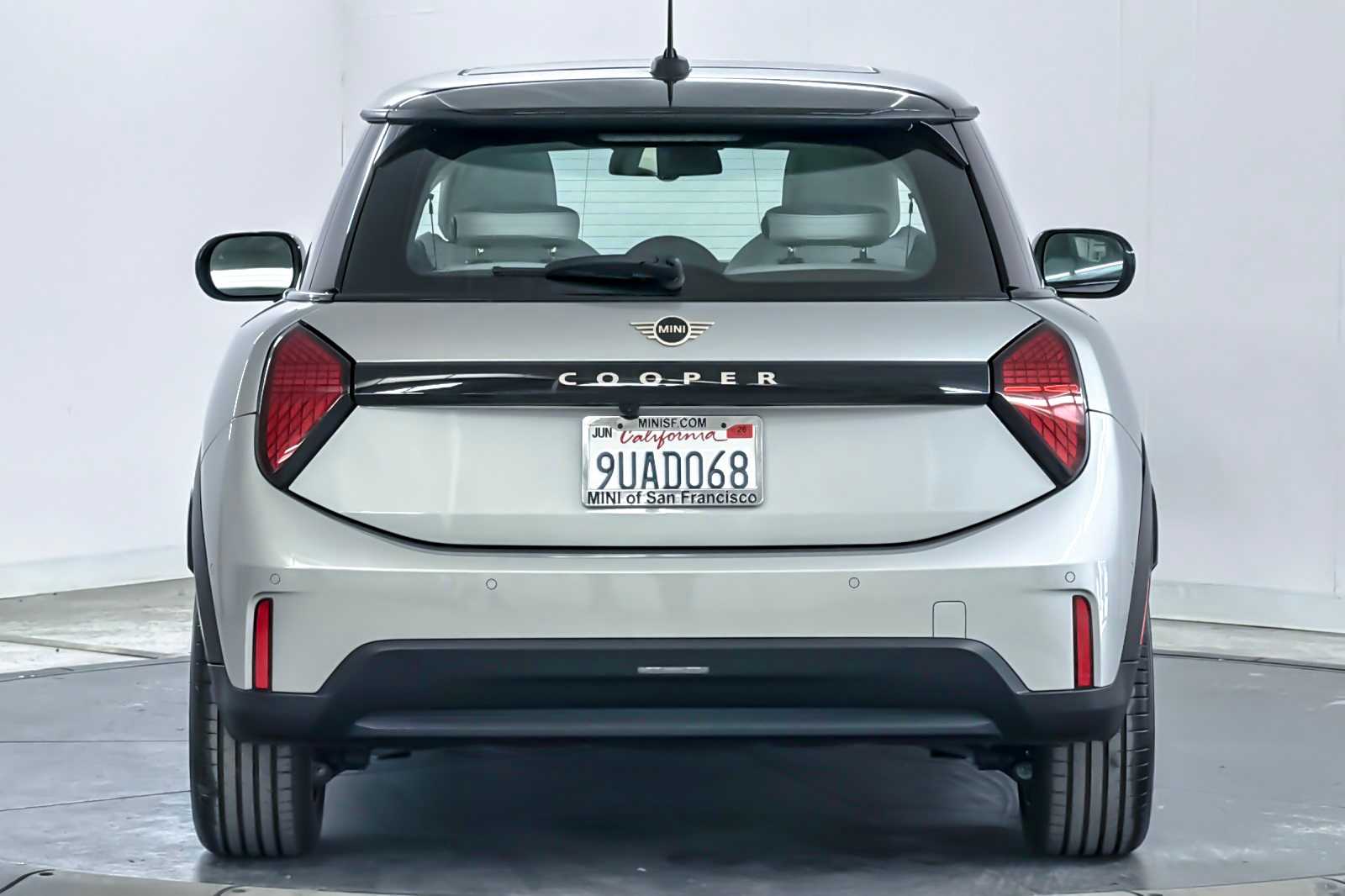 Thumbnail: 2025 MINI Cooper Hardtop - 7