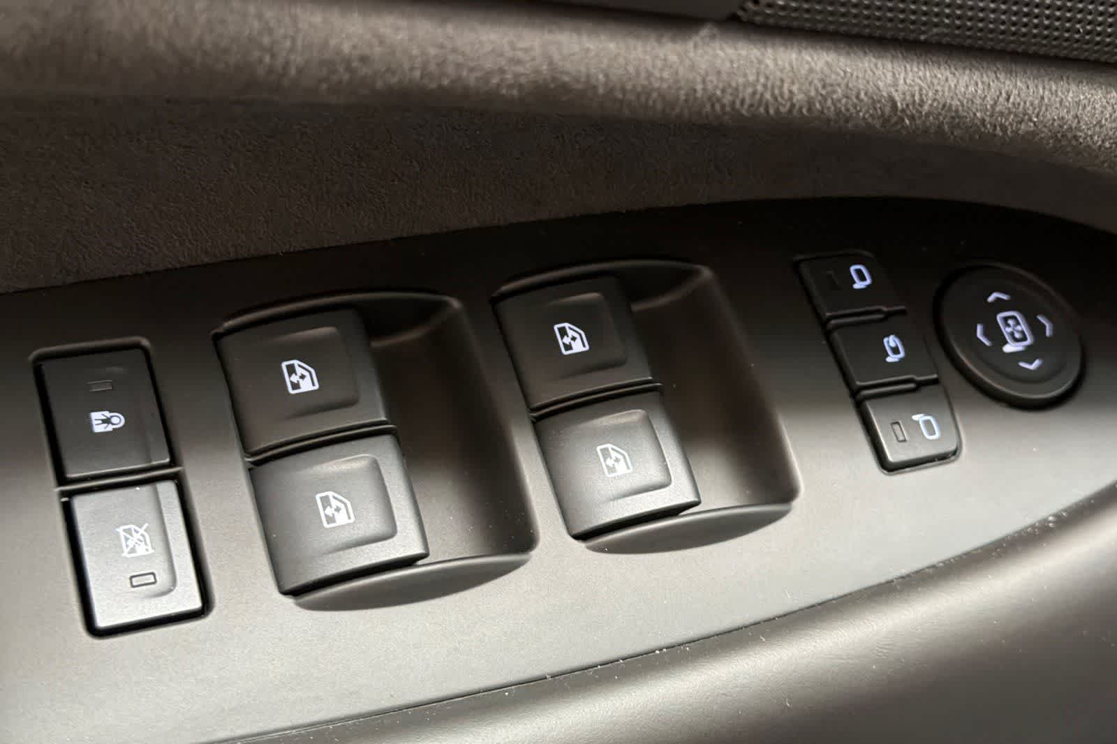 Thumbnail: 2016 Cadillac Escalade - 13