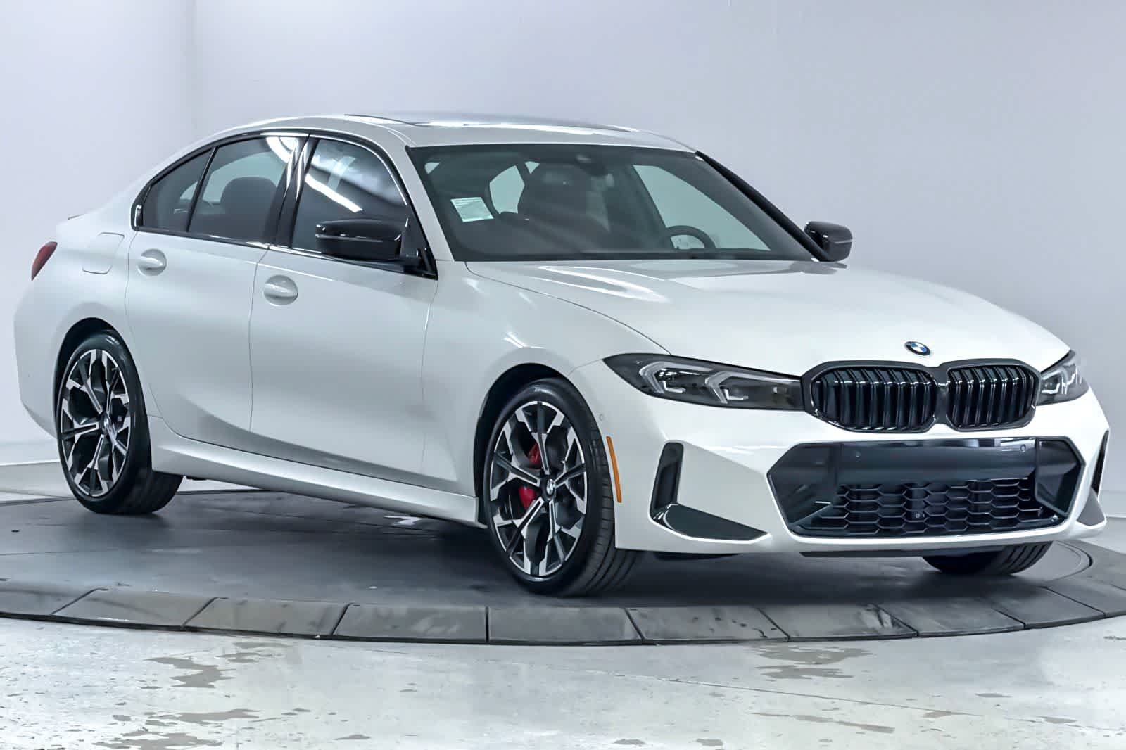 Thumbnail: 2026 BMW 3 Series - 9