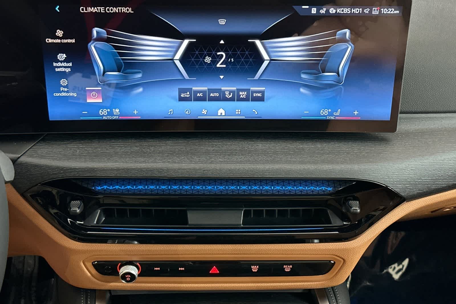 Thumbnail: 2025 BMW i4 - 20