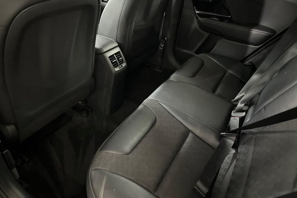 Used 2021 Kia Niro Plug-In Hybrid EX SUV