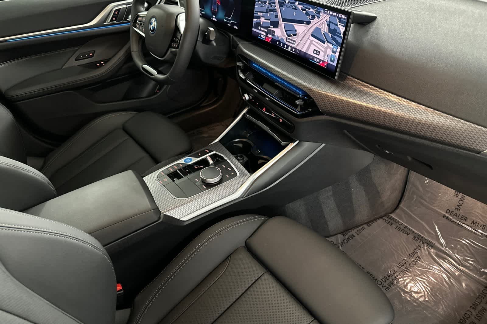 Thumbnail: 2025 BMW i4 - 15