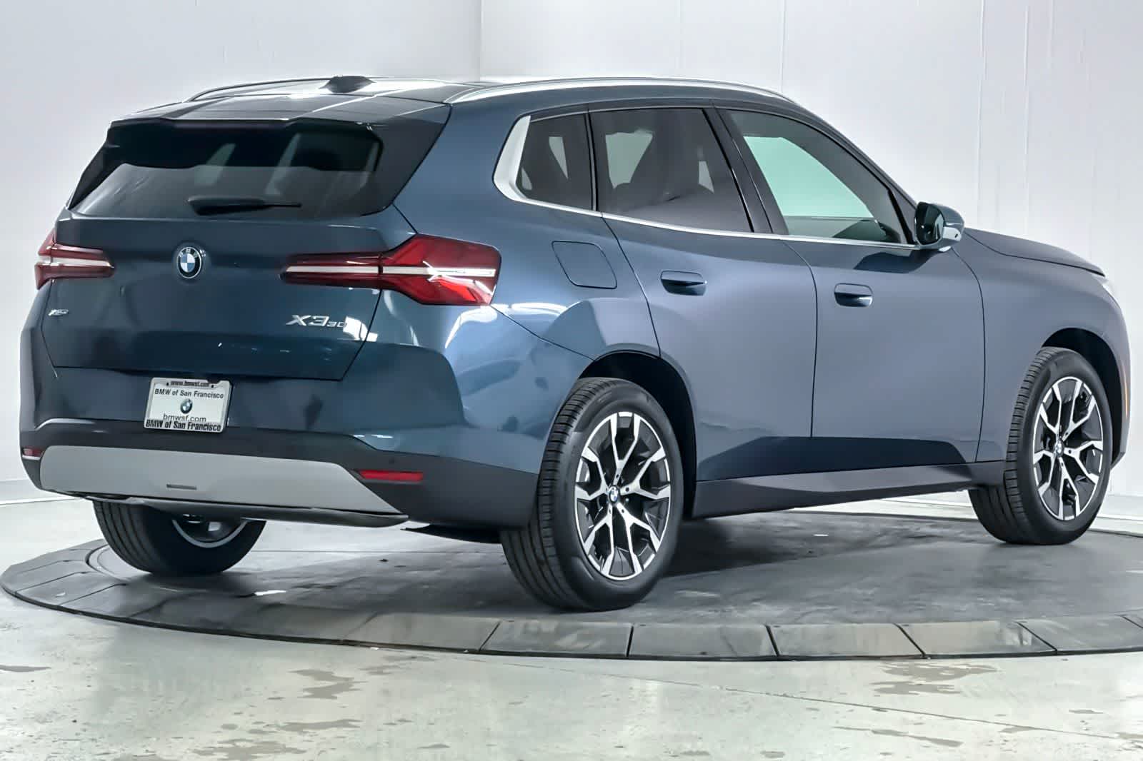 Thumbnail: 2026 BMW X3 - 2