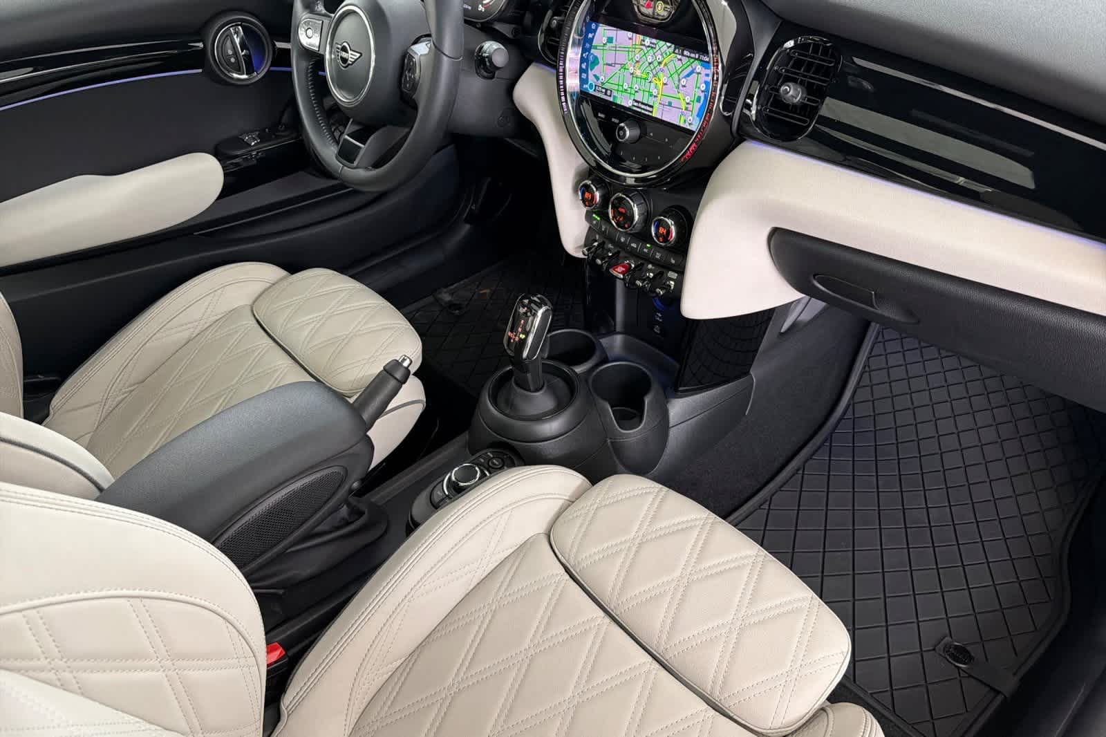 Thumbnail: 2023 MINI Cooper Hardtop - 16