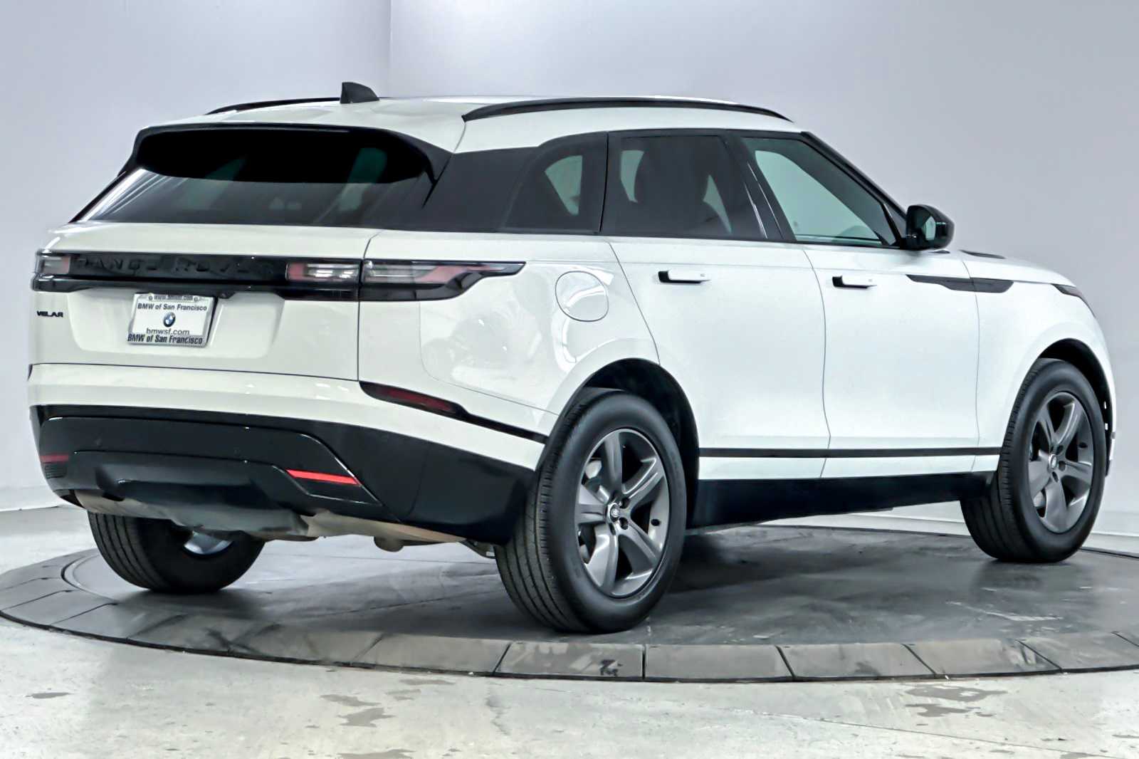 Thumbnail: 2025 Land Rover Range Rover Velar - 2