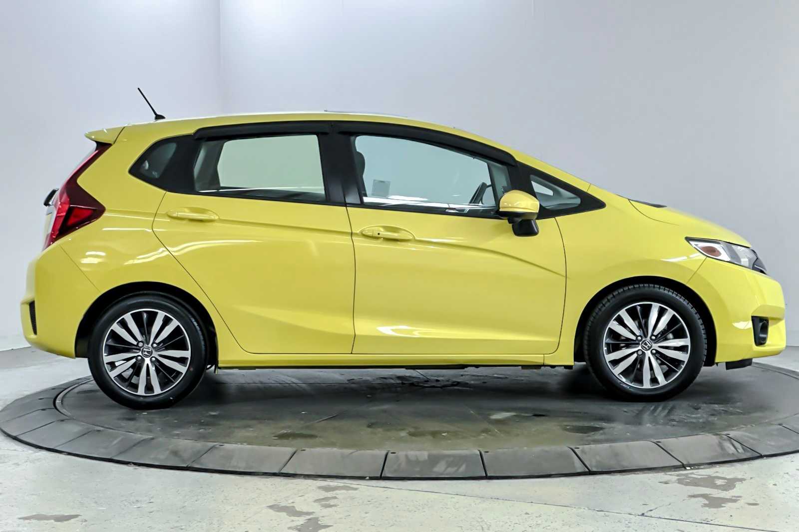 Thumbnail: 2016 Honda Fit - 8