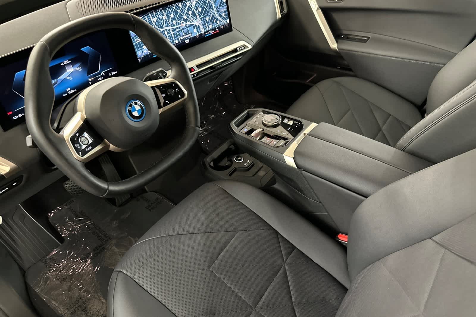 Thumbnail: 2023 BMW iX - 11